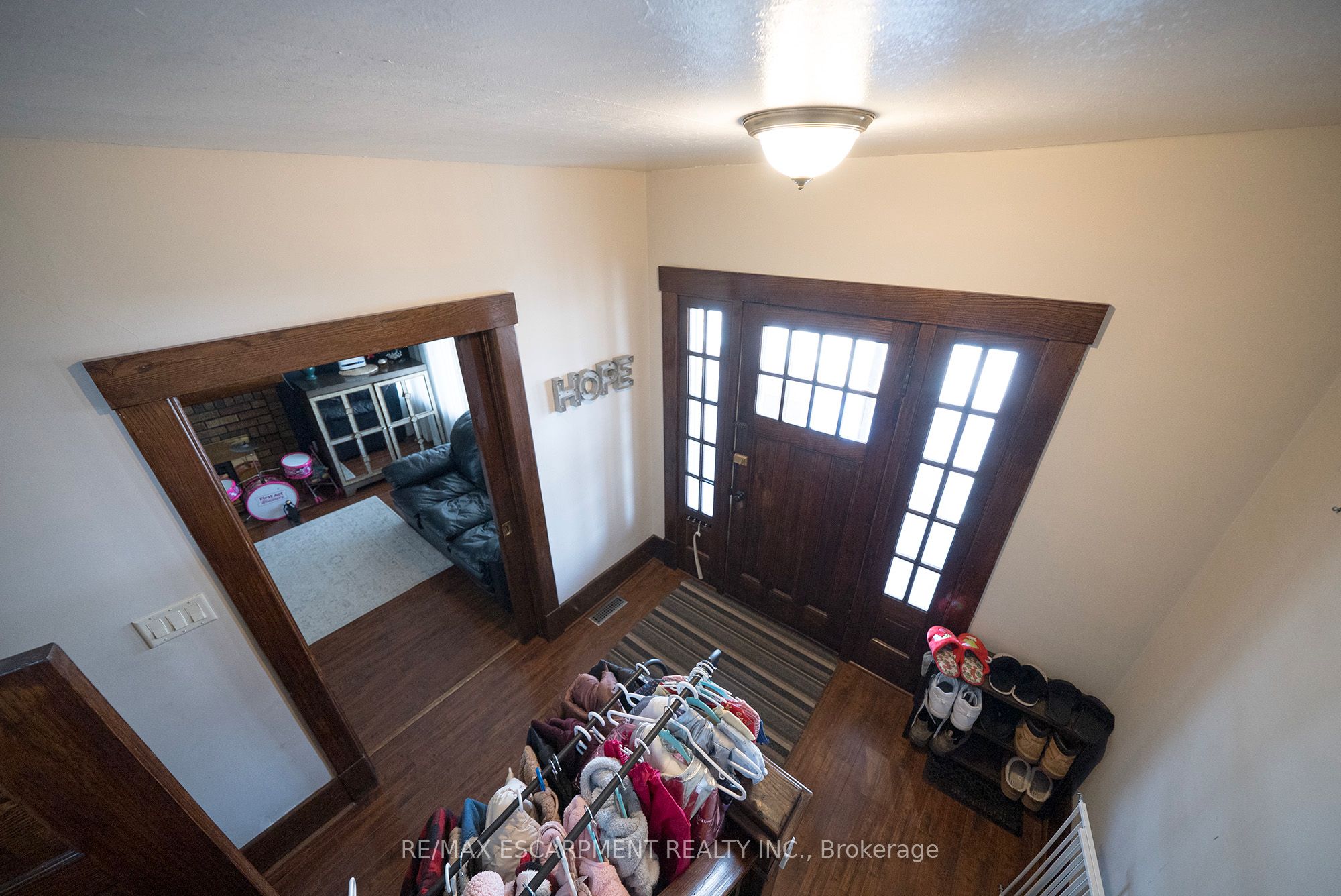 755 Colborne Street E Property Photo 5