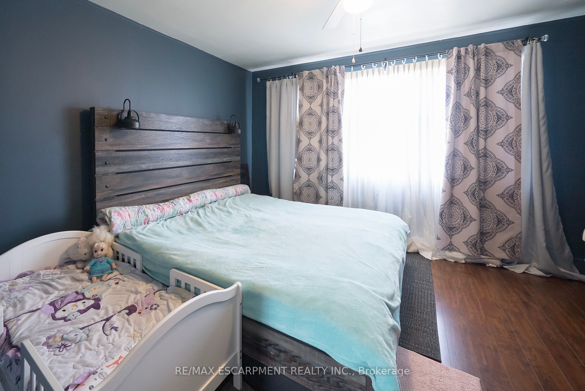 755 Colborne Street E Property Photo 15