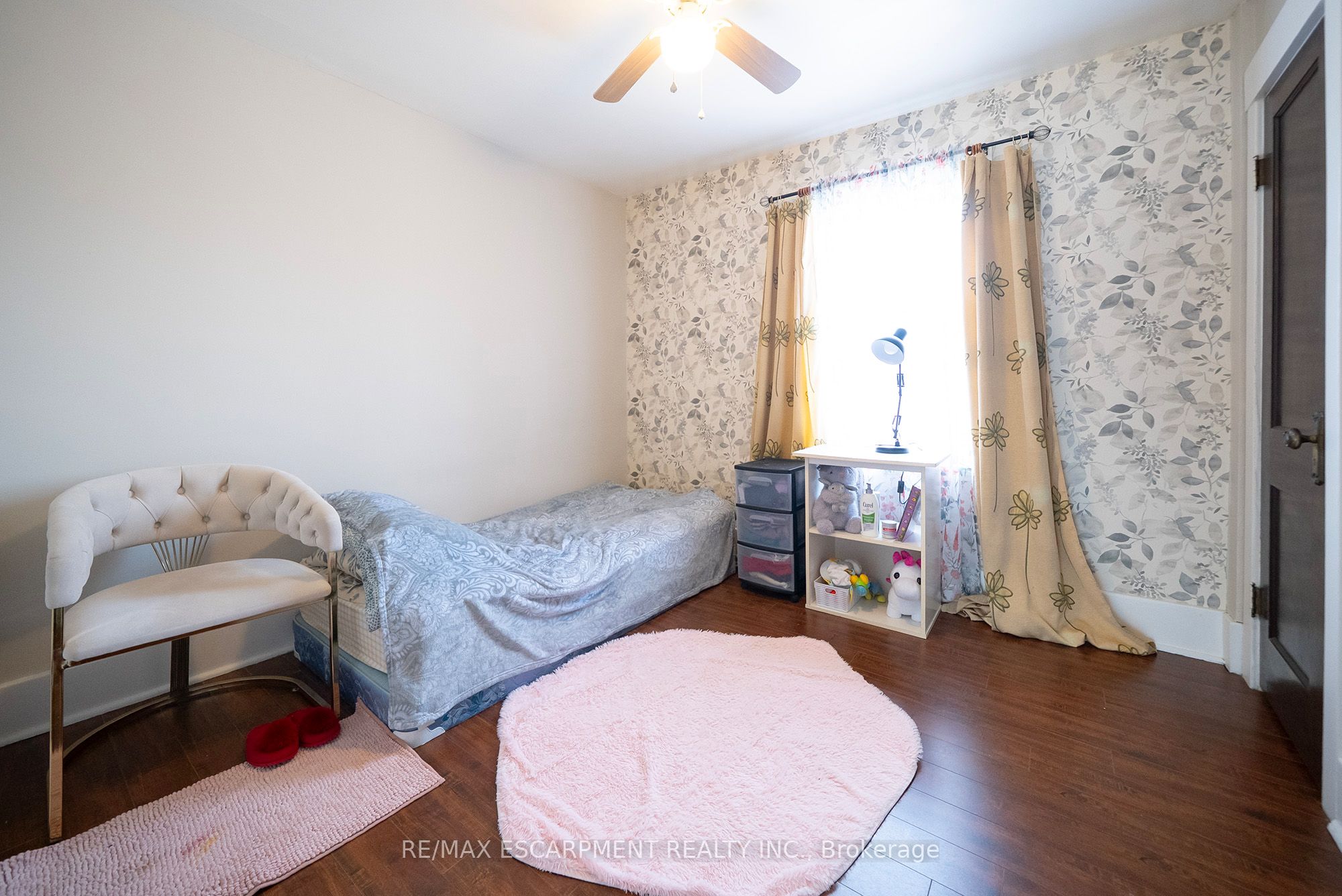 755 Colborne Street E Property Photo 17