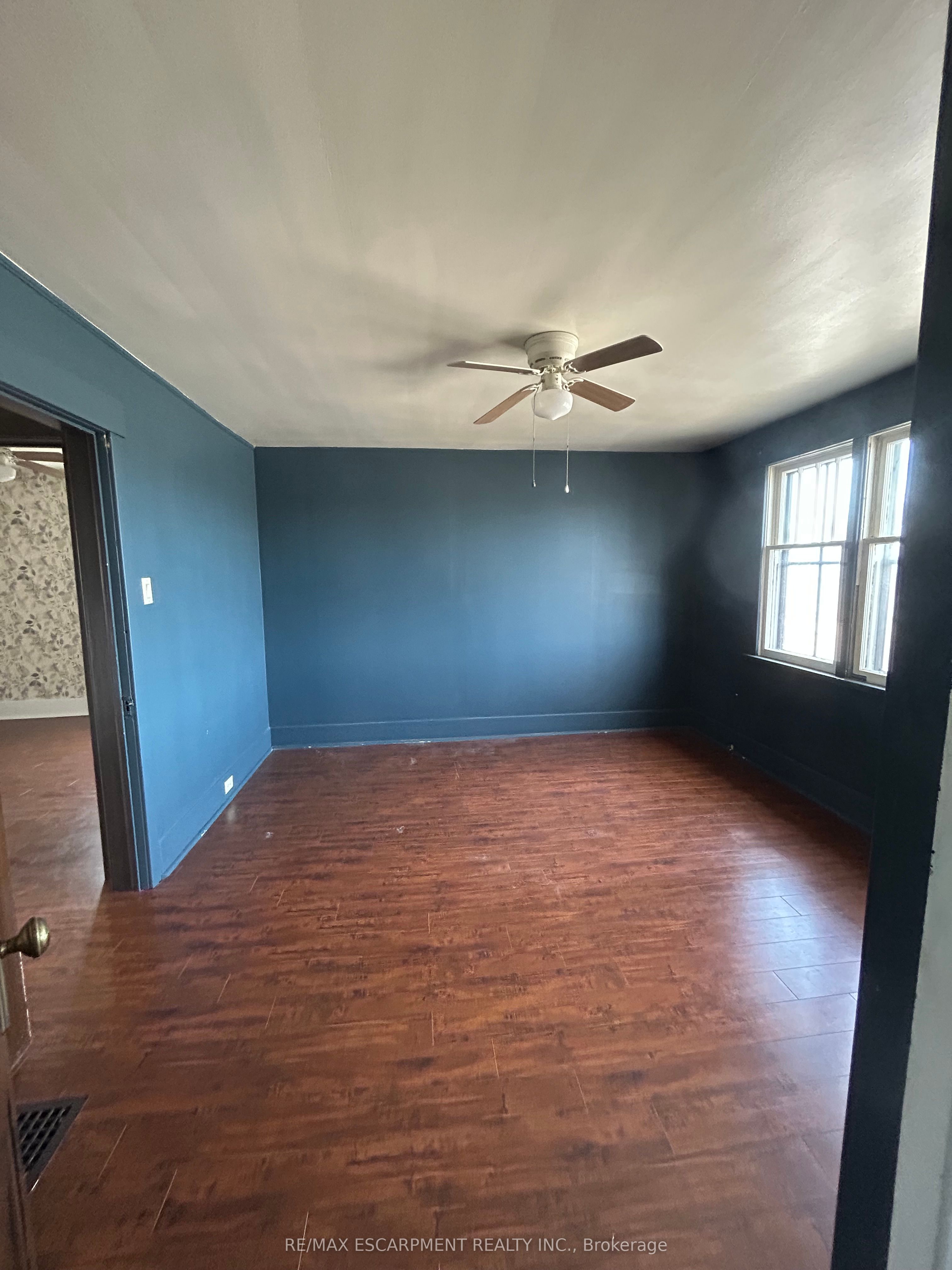 755 Colborne Street E Property Photo 23