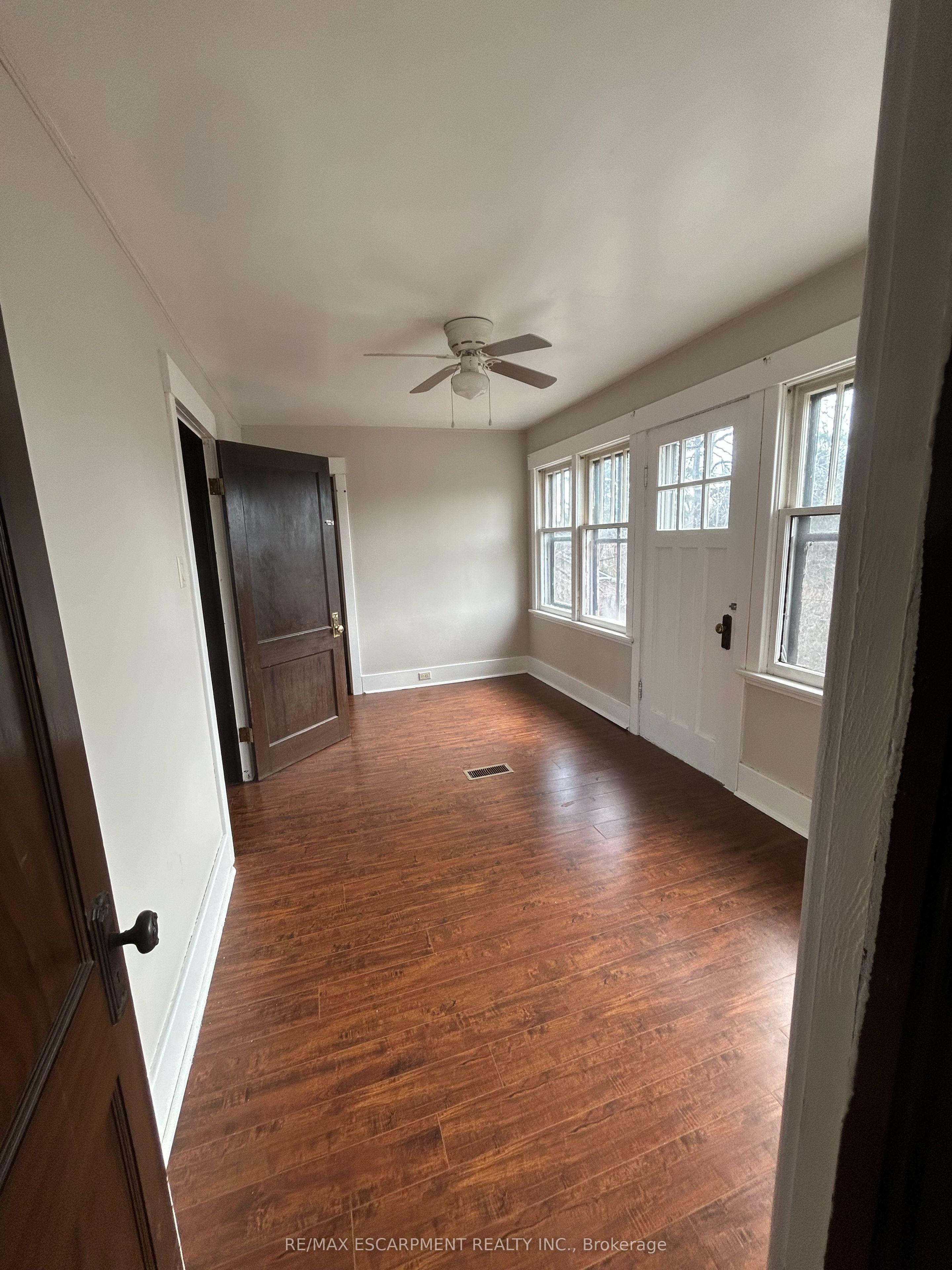 755 Colborne Street E Property Photo 25