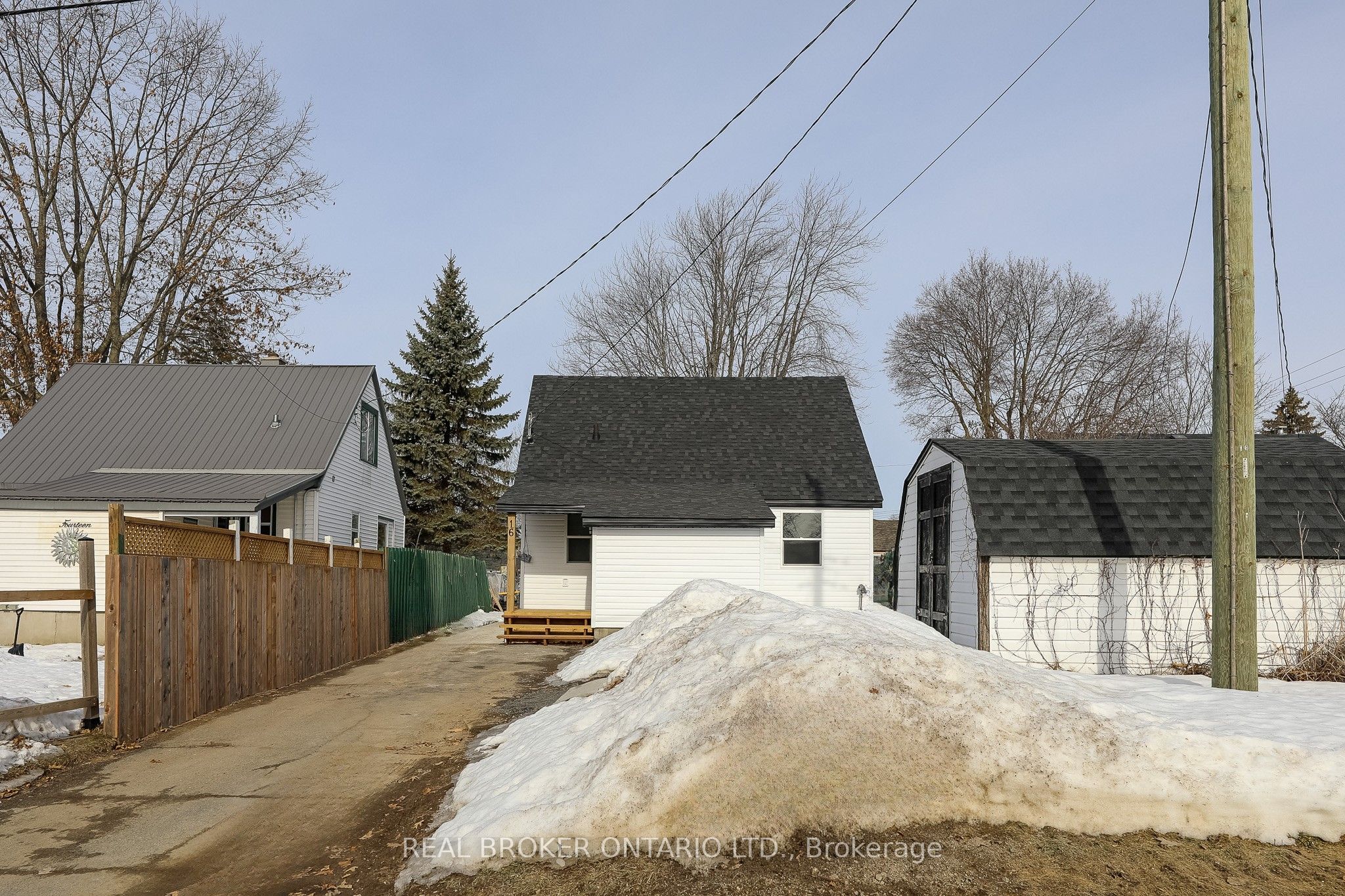 Lanark County Real Estate Listings Main Image