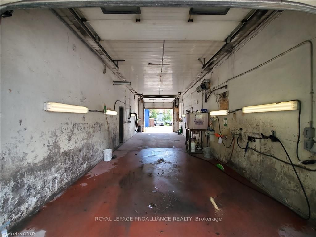301 Coleman Street Property Photo 6