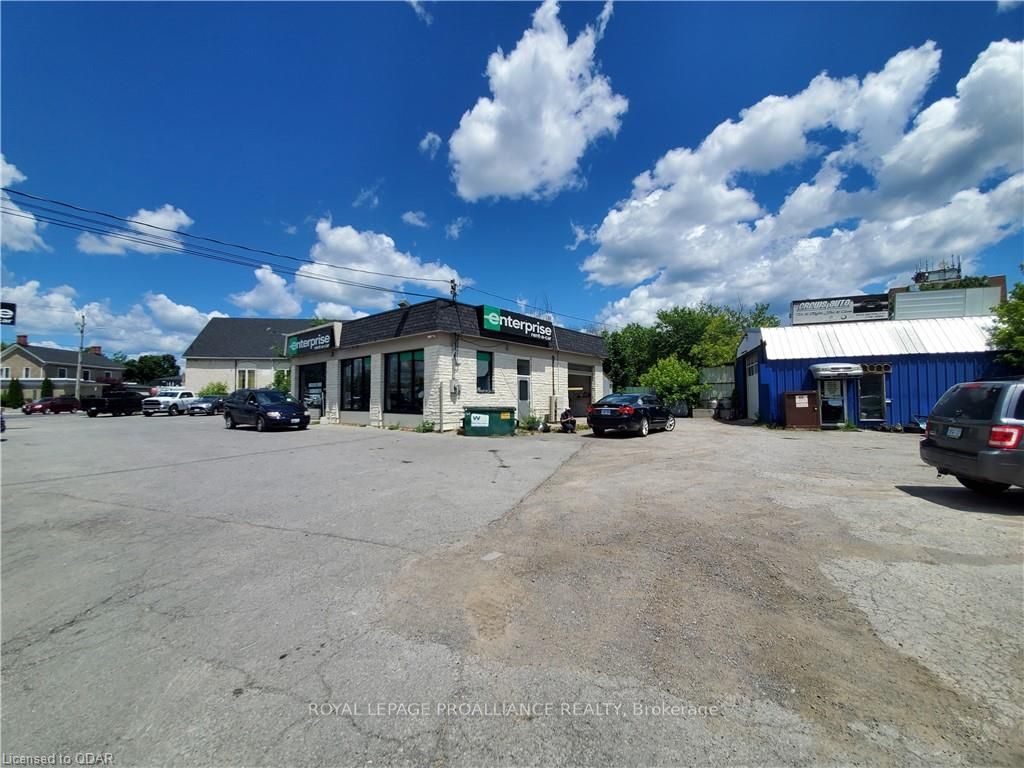 301 Coleman Street Property Photo 11