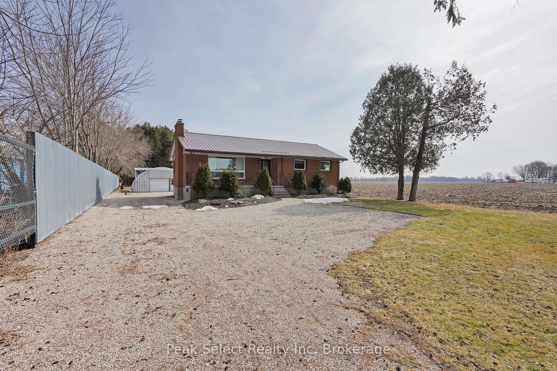 20328 Fairview Road Property Photo 3