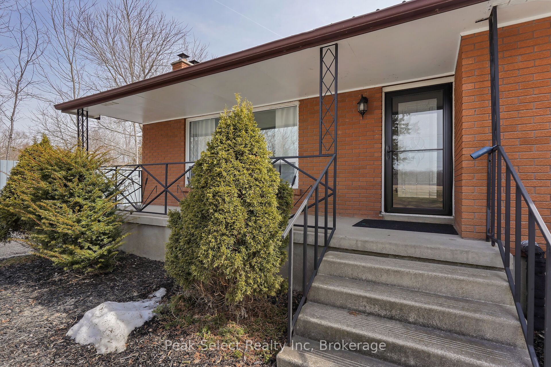 20328 Fairview Road Property Photo 4