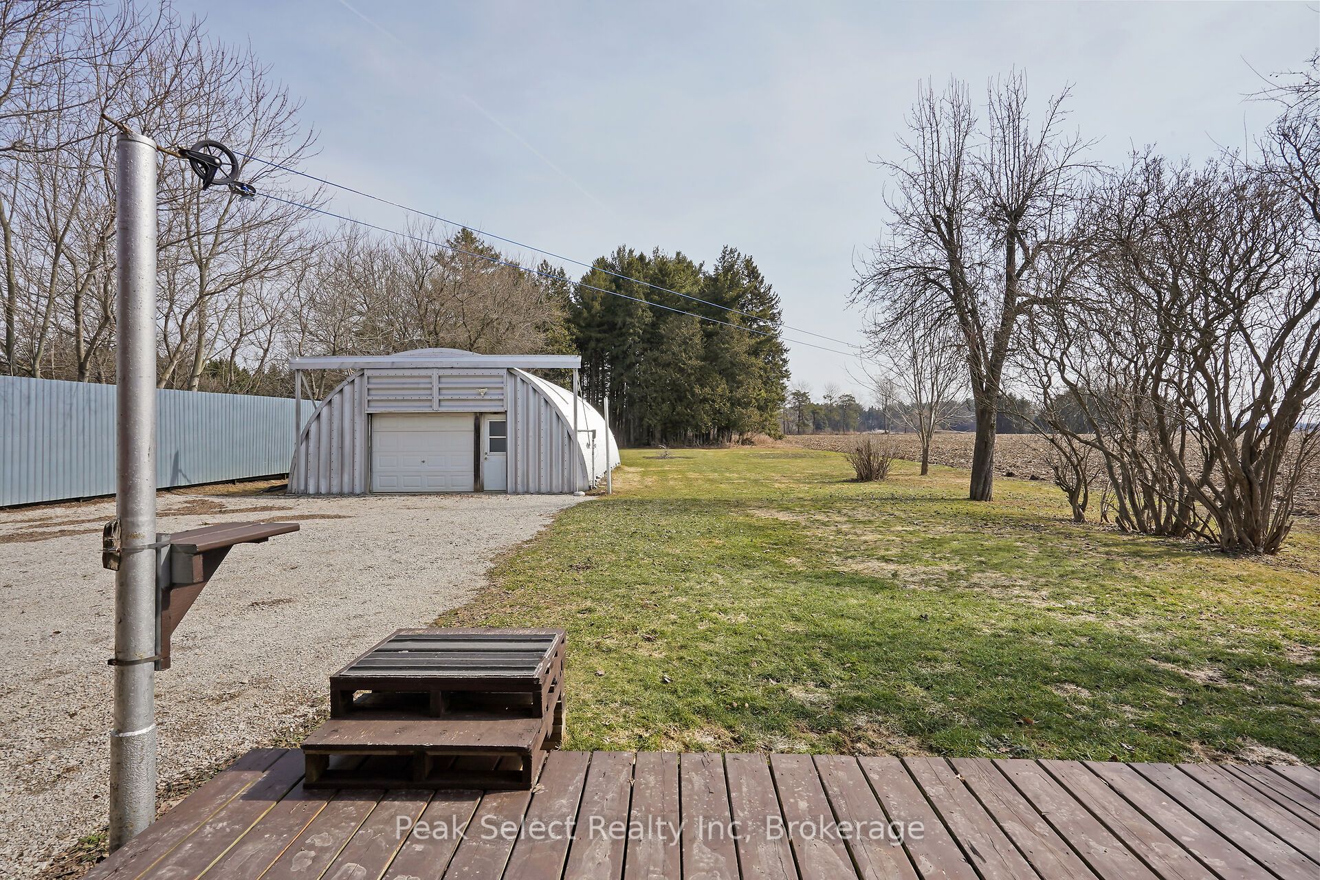 20328 Fairview Road Property Photo 6
