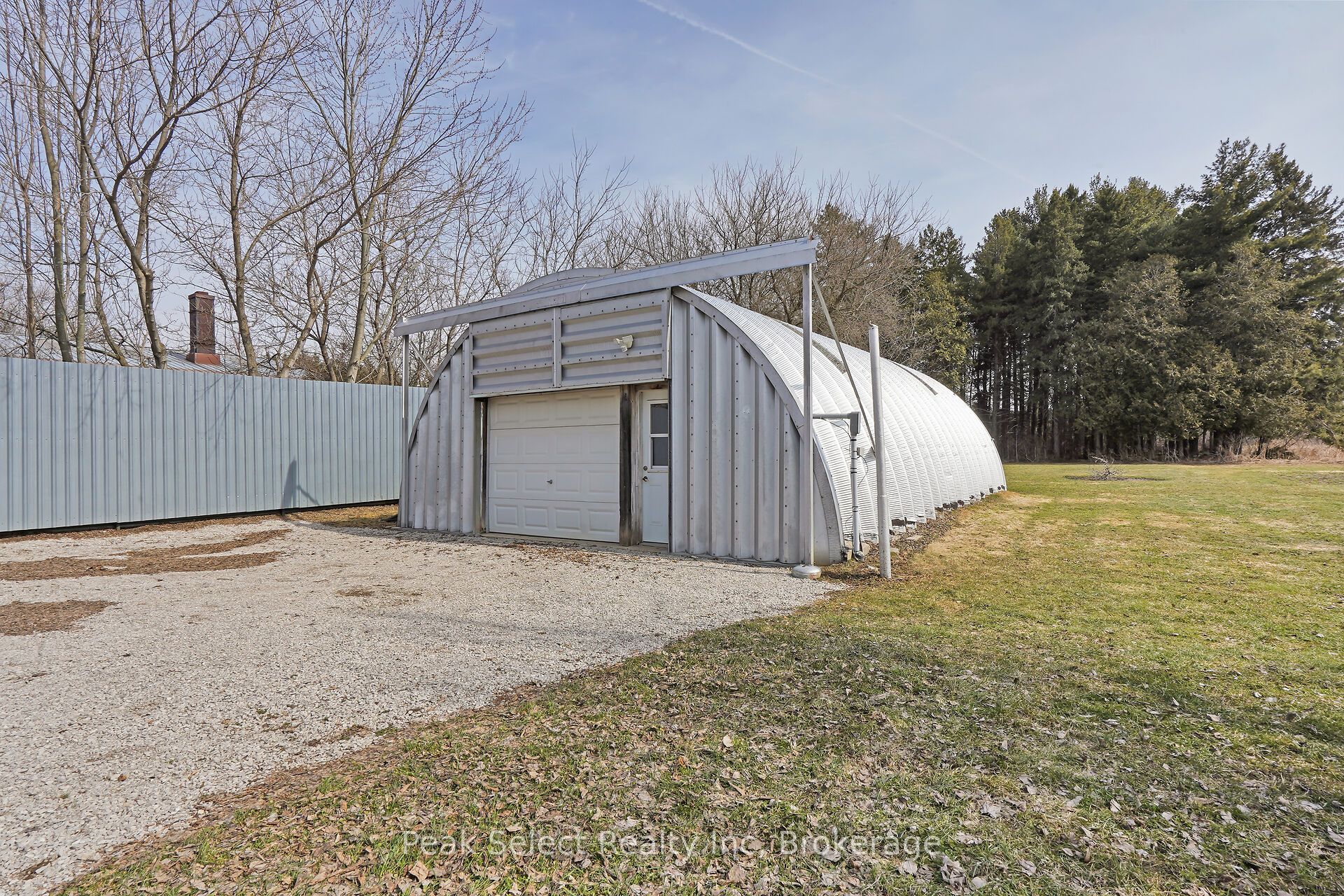 20328 Fairview Road Property Photo 8