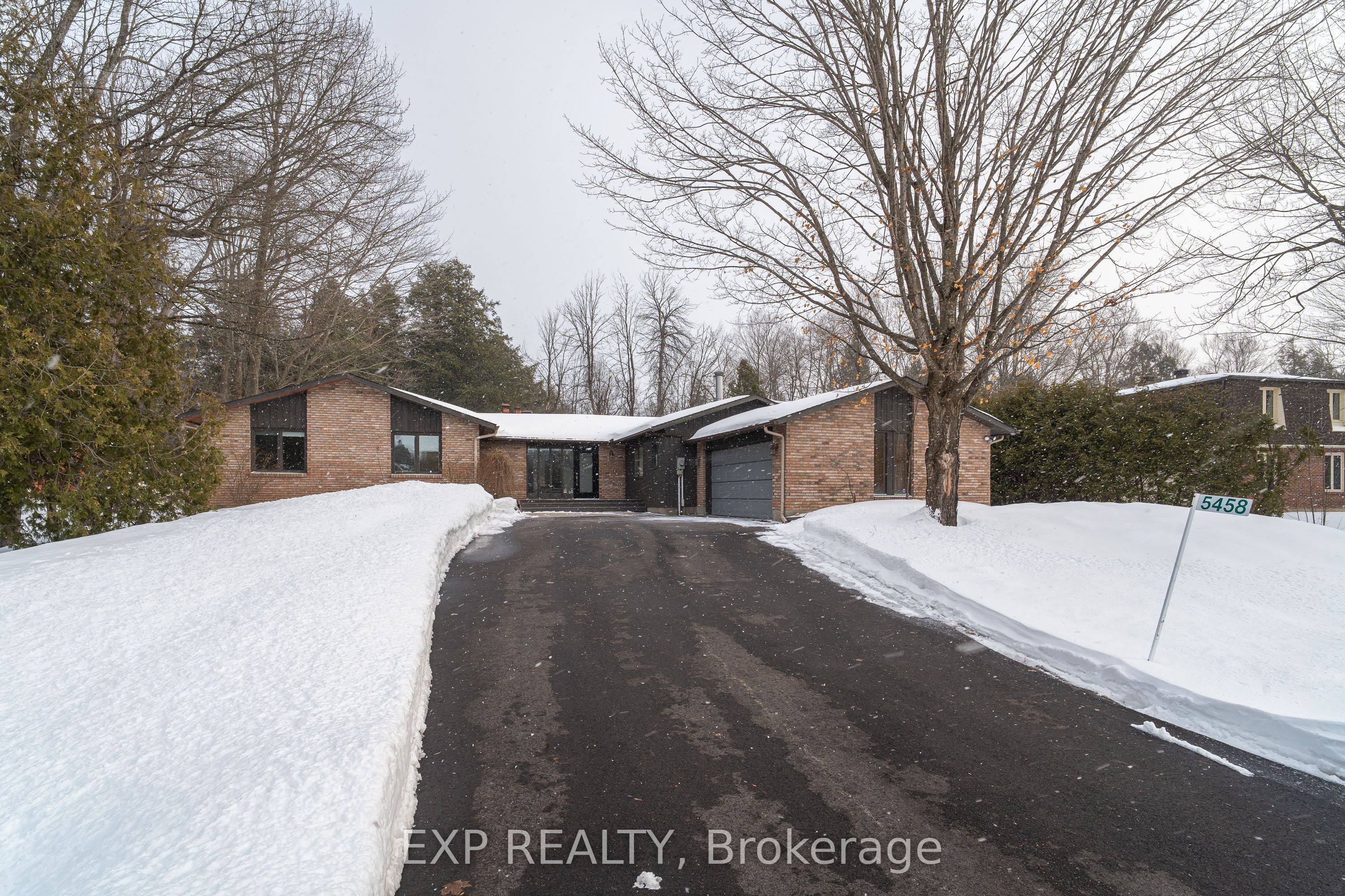 5458 Woodeden Drive Property Photo