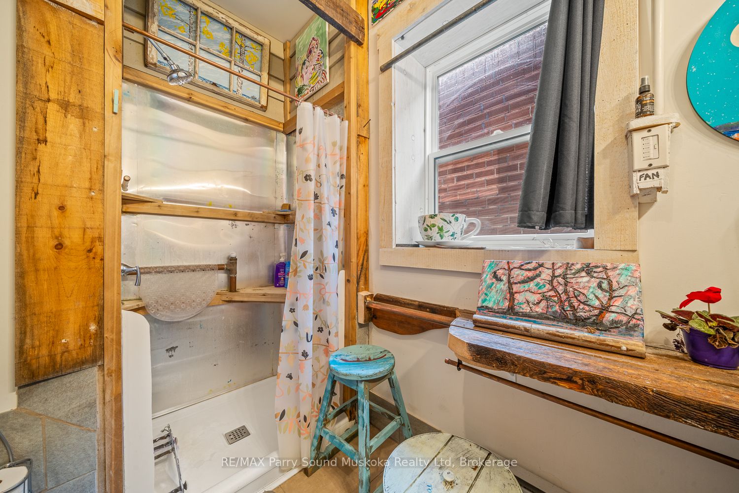 47 Gibson Street Property Photo 11