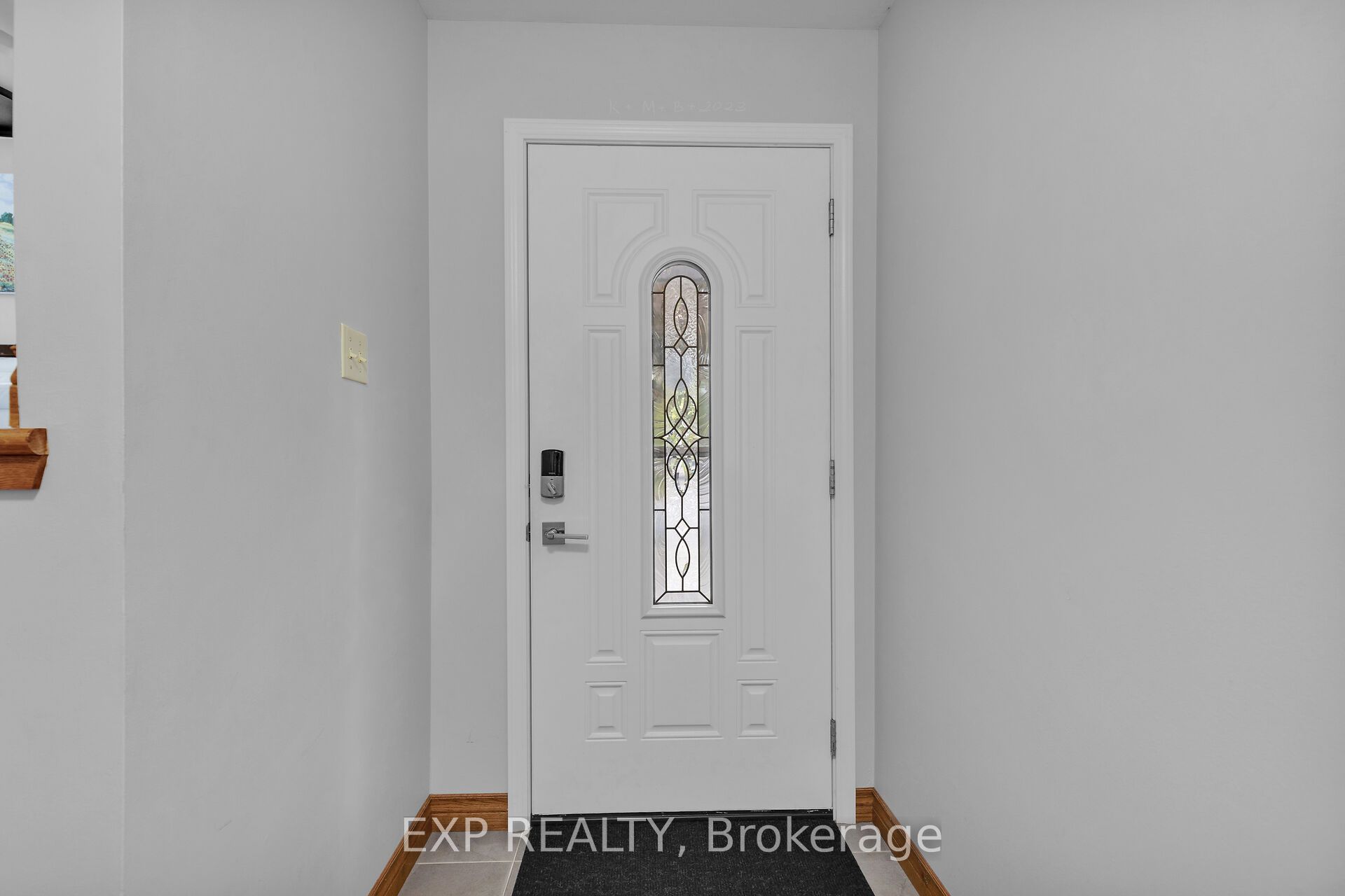 1729 Aldersbrook Road Property Photo 4