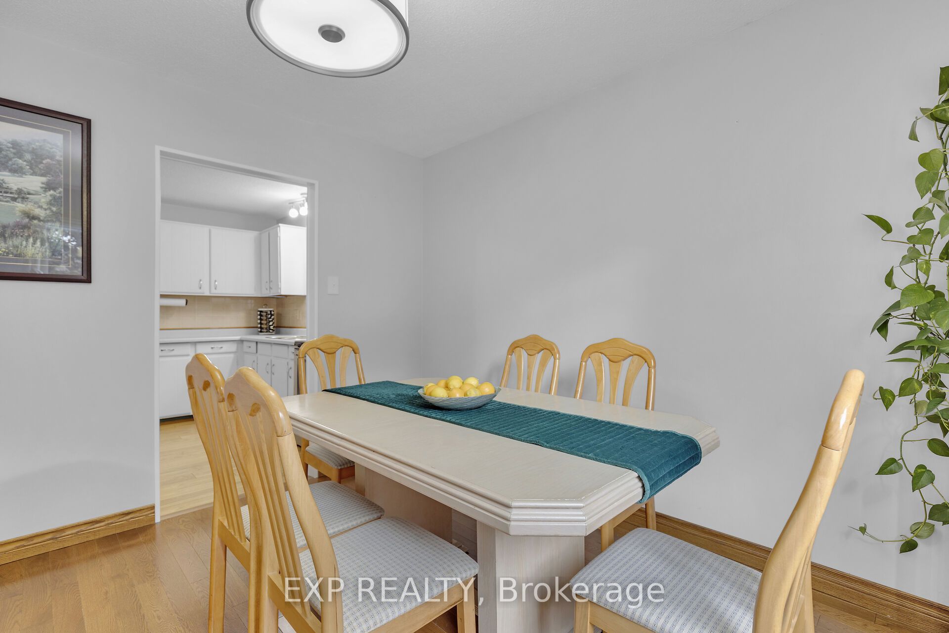 1729 Aldersbrook Road Property Photo 7
