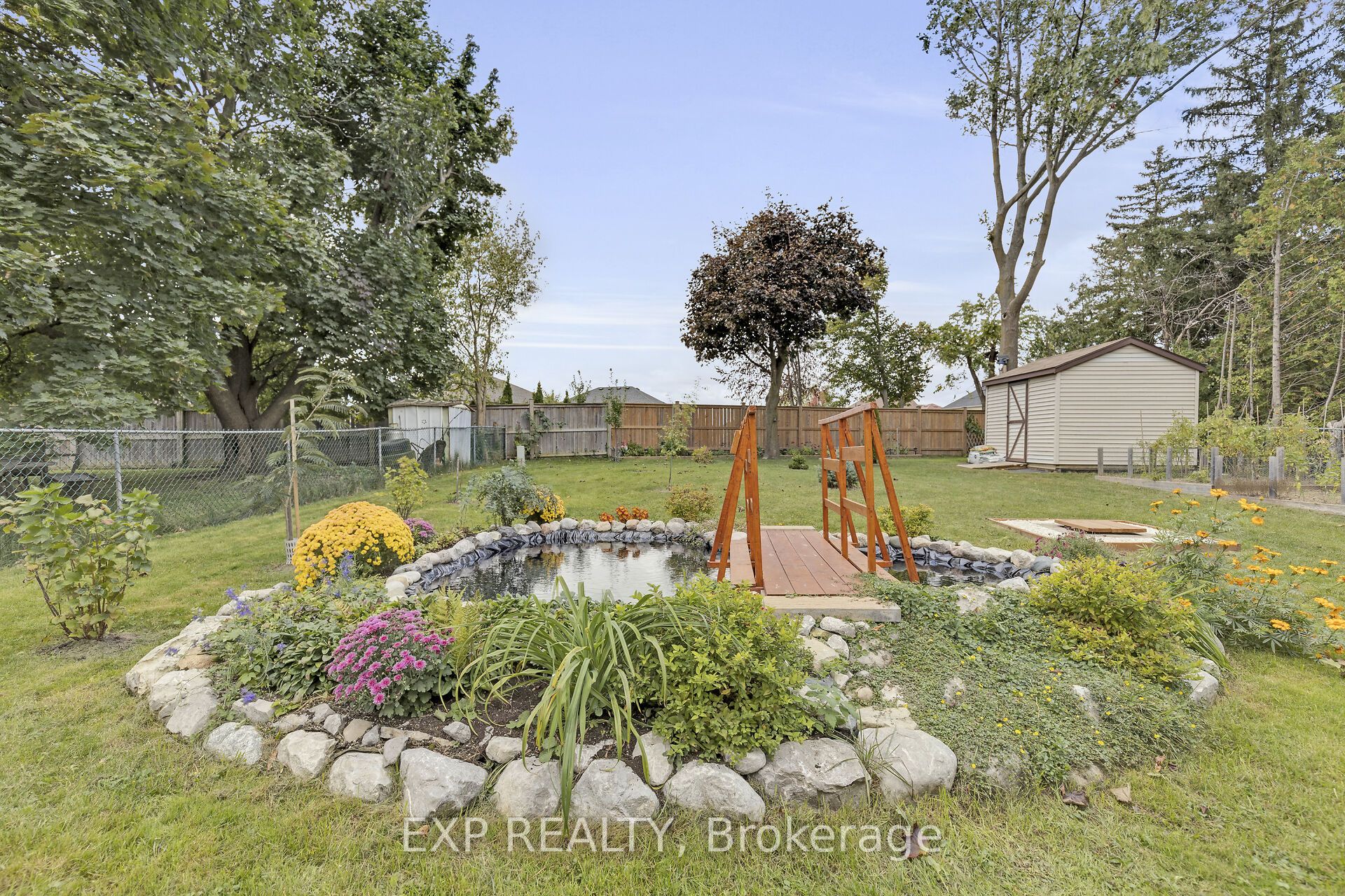 1729 Aldersbrook Road Property Photo 25