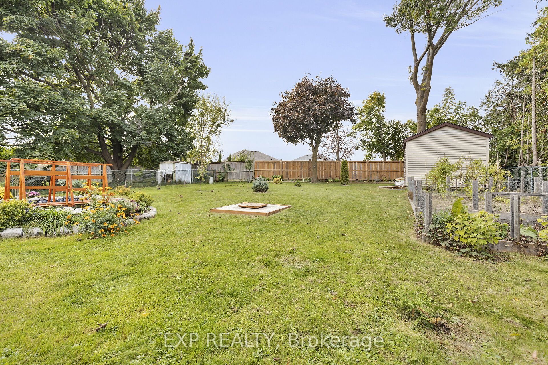 1729 Aldersbrook Road Property Photo 28