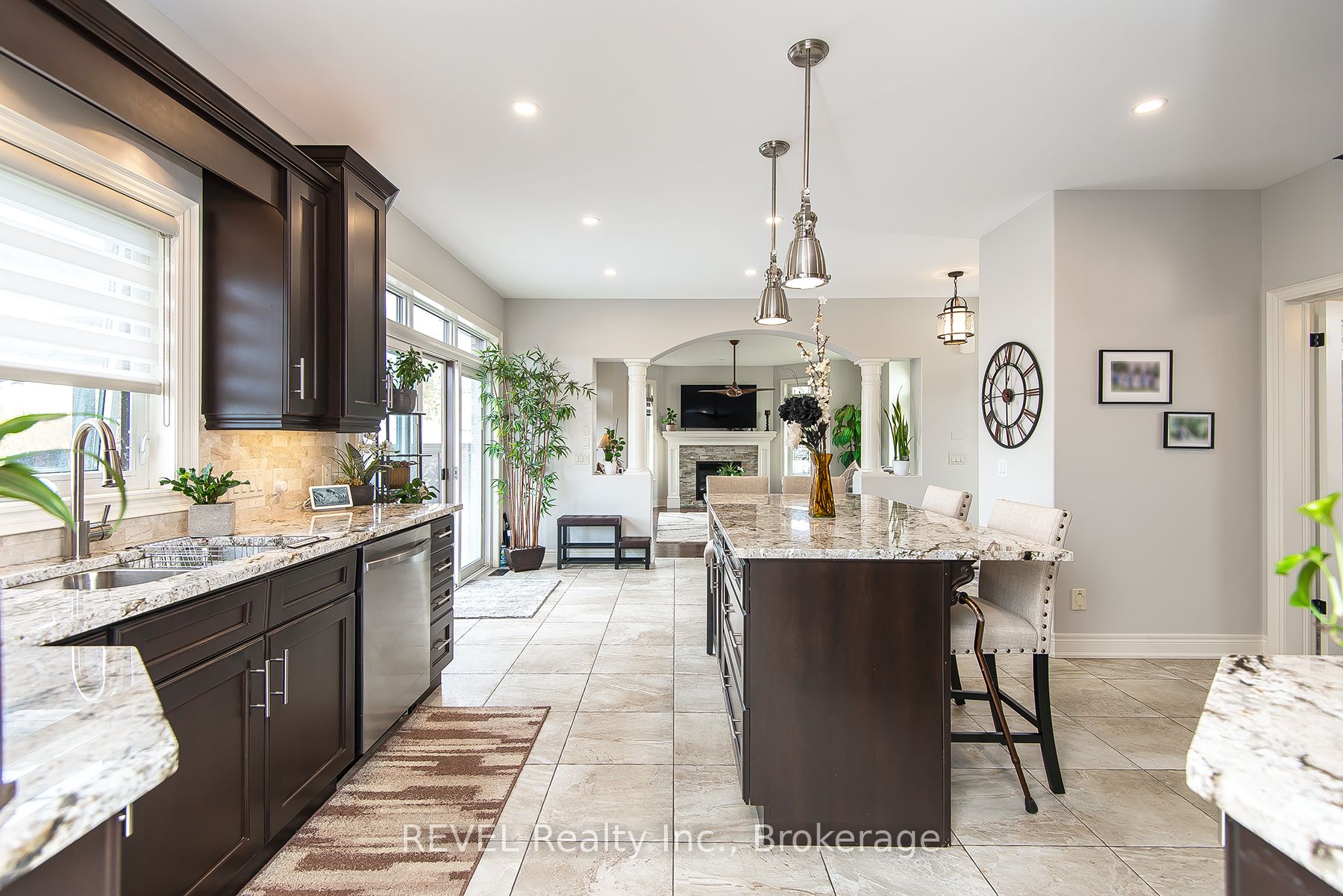 60 Mackenzie King Avenue Property Photo 11