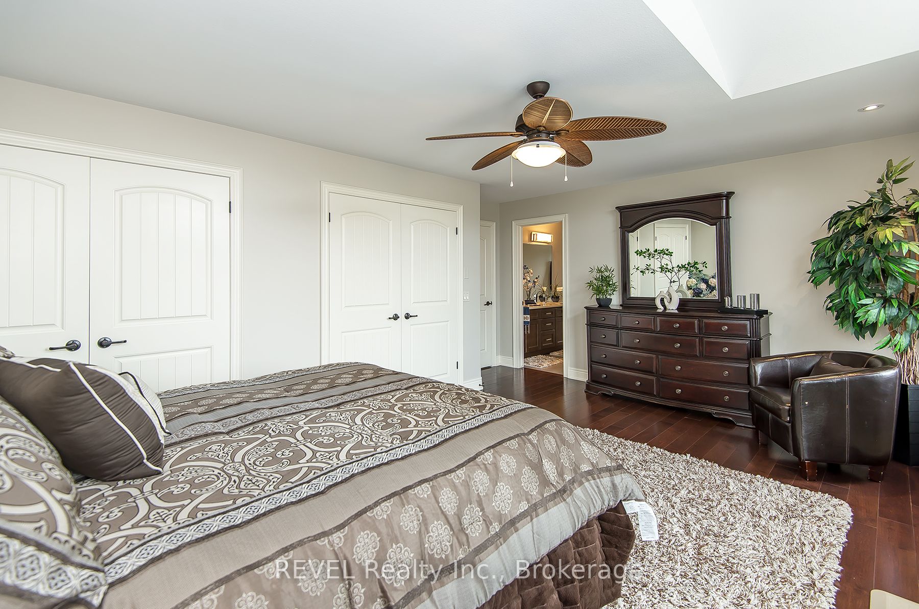 60 Mackenzie King Avenue Property Photo 20