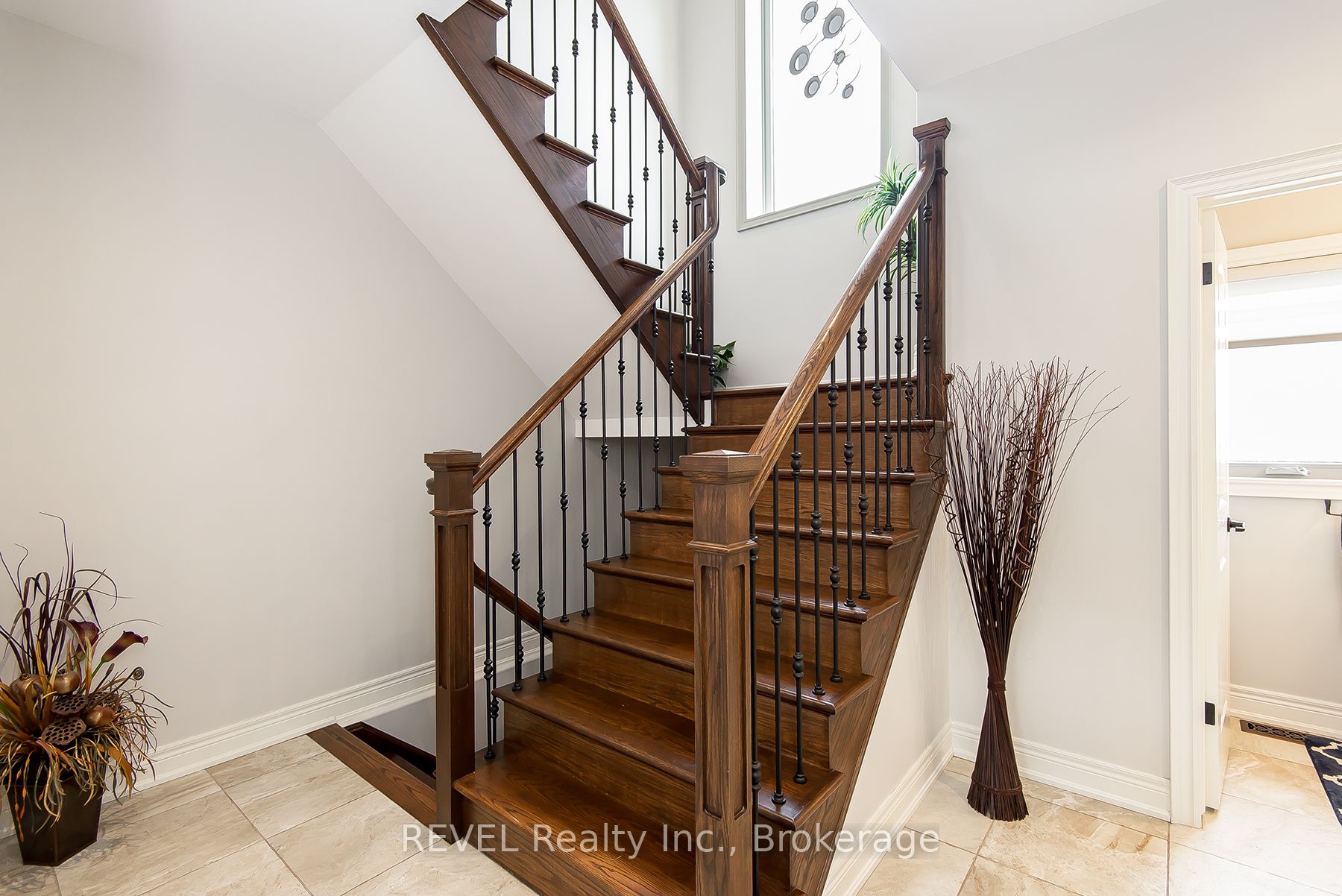 60 Mackenzie King Avenue Property Photo 26