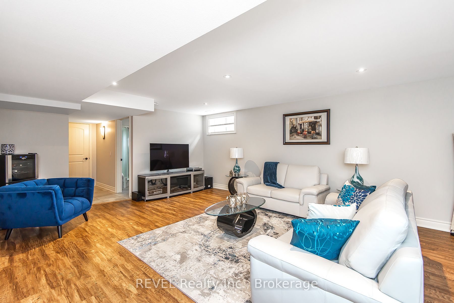 60 Mackenzie King Avenue Property Photo 31