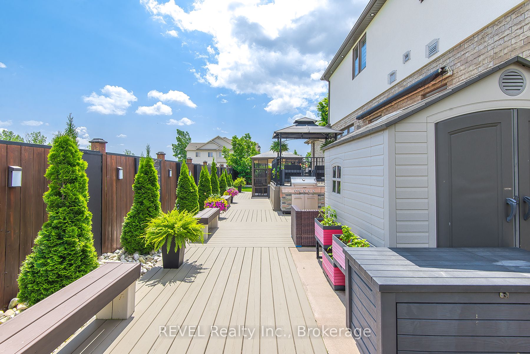 60 Mackenzie King Avenue Property Photo 40