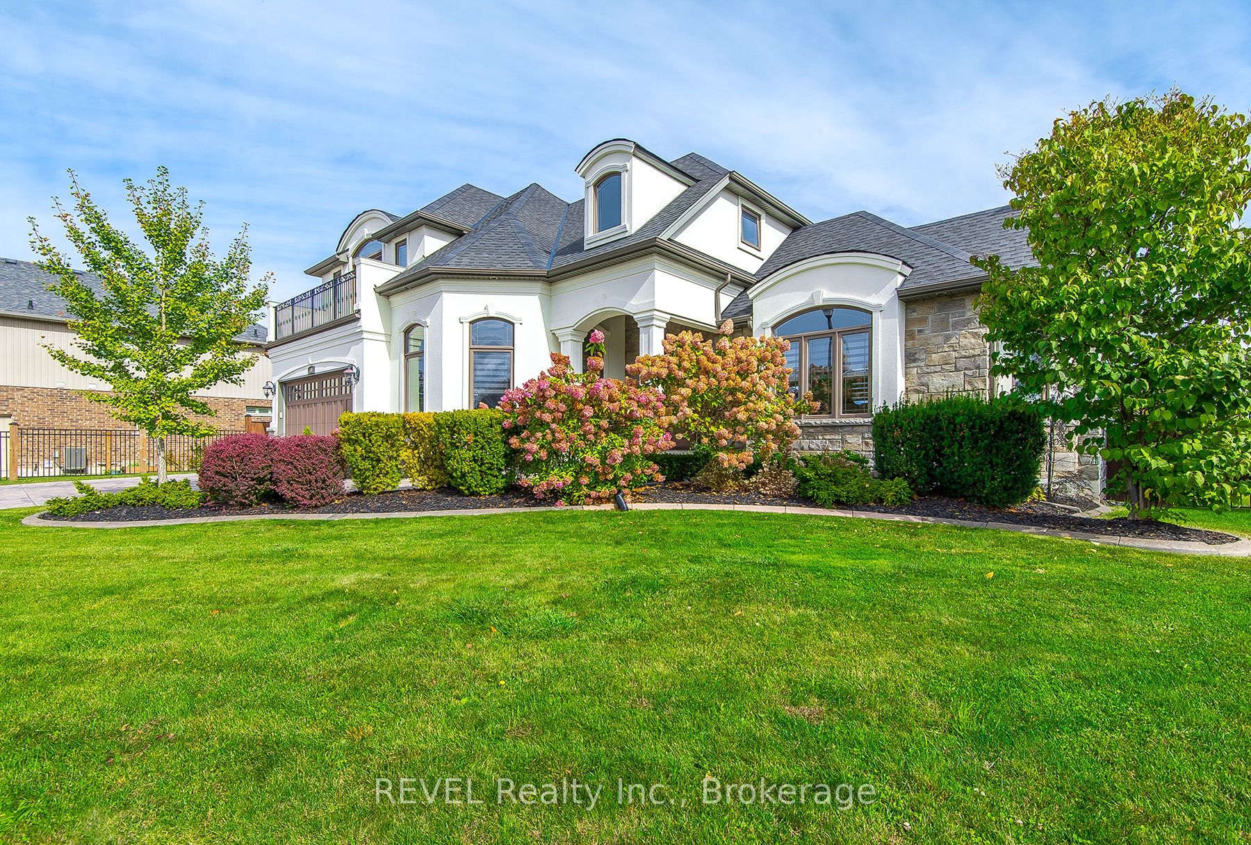 60 Mackenzie King Avenue Property Photo 47