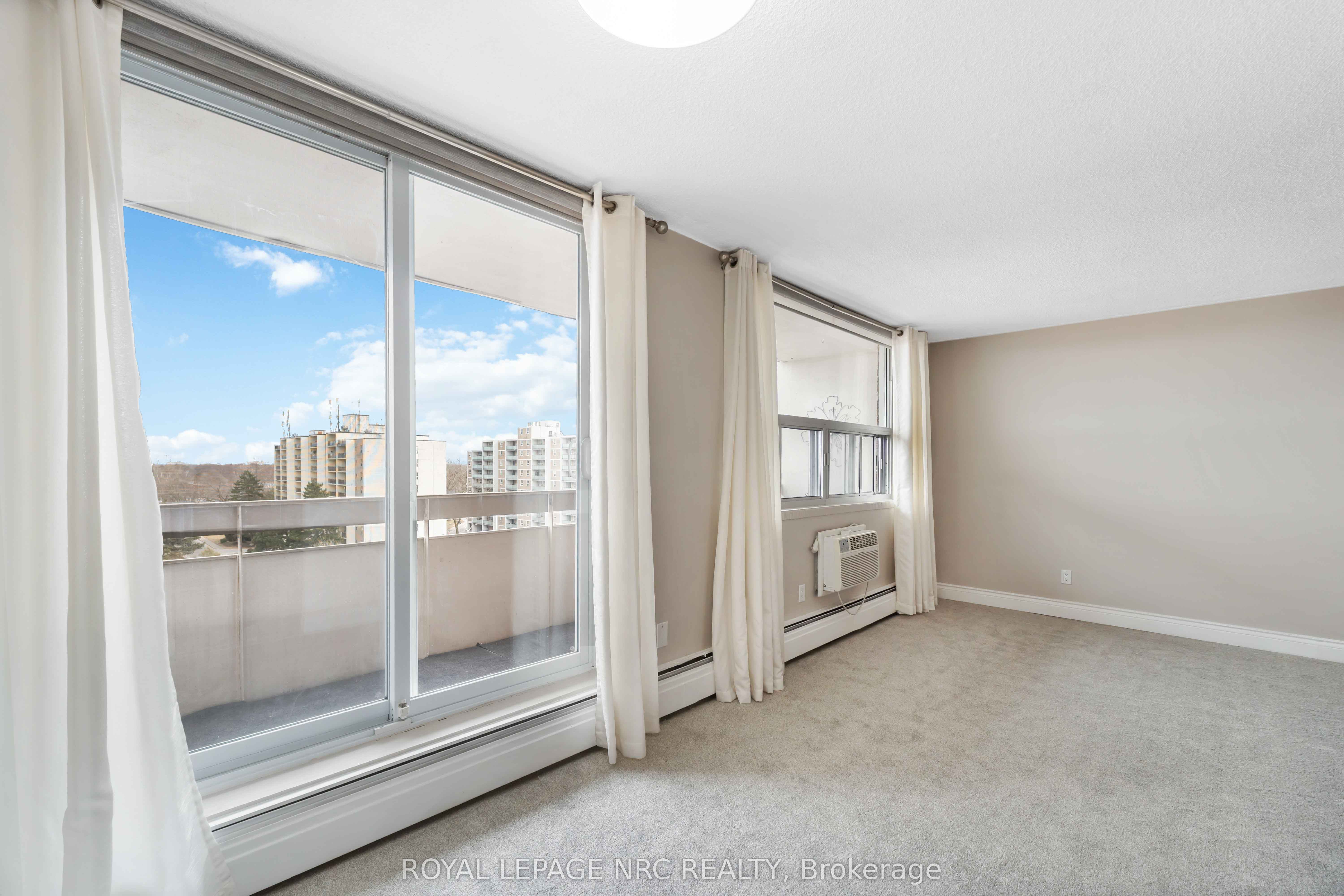 365 Geneva Street 805 Property Photo 12