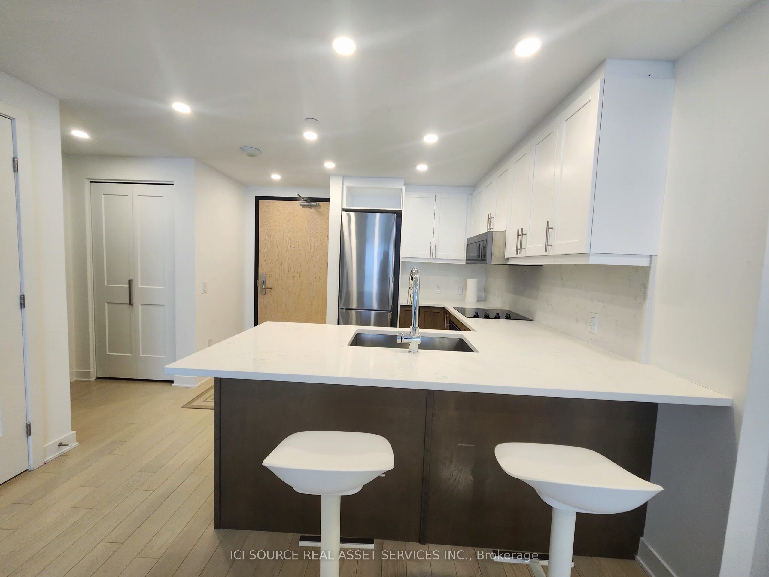 340 Queen Street 1009 Property Photo 10
