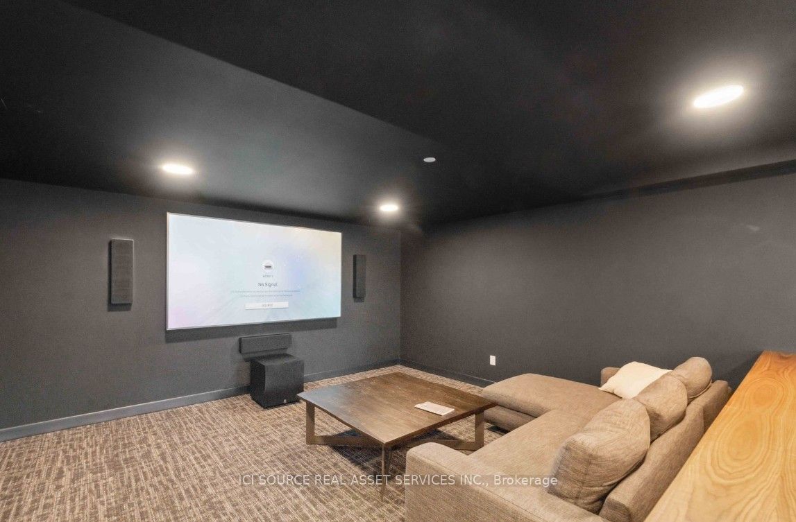 340 Queen Street 1009 Property Photo 17