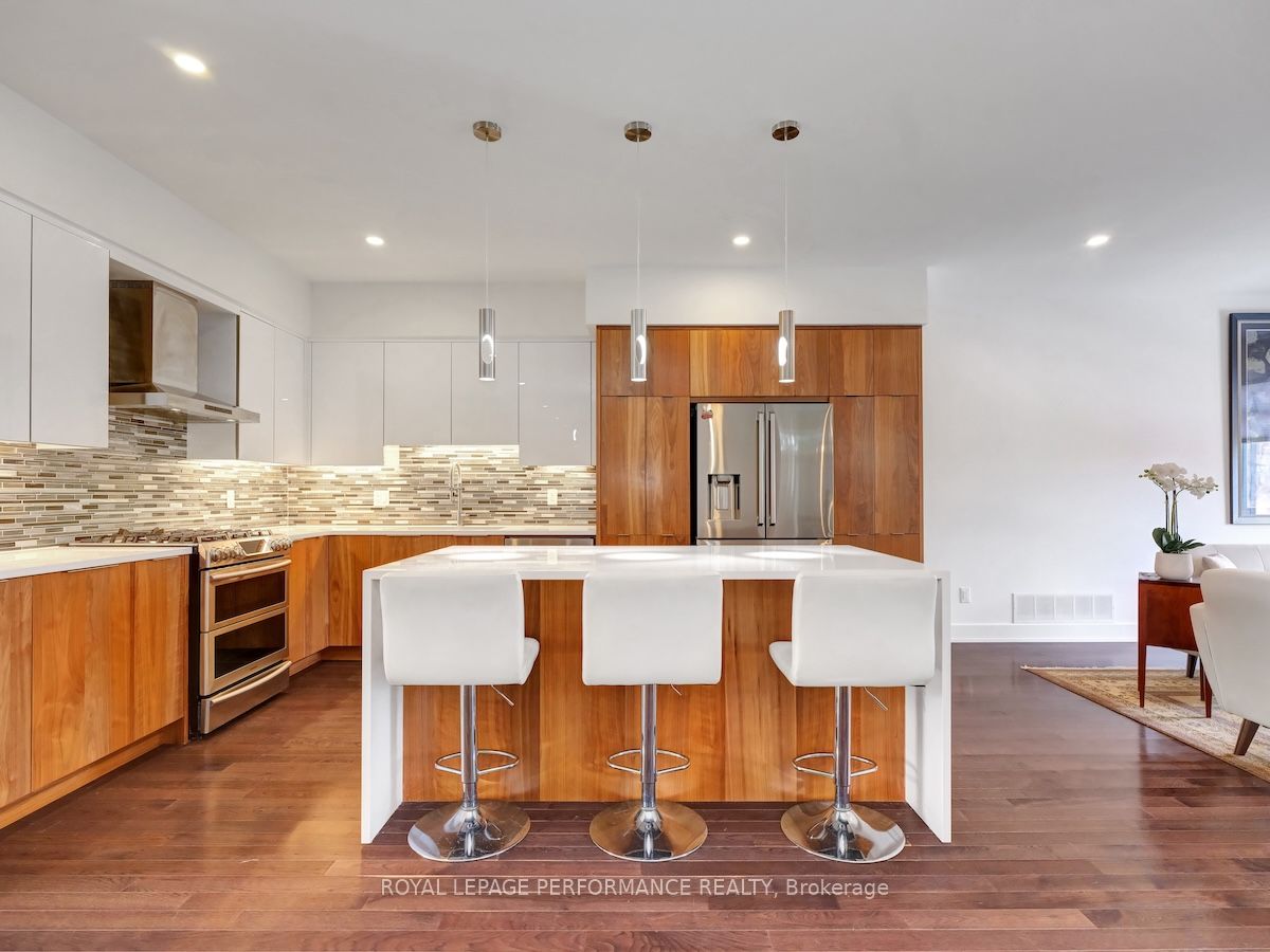 2183 Deschenes Street Property Photo 10