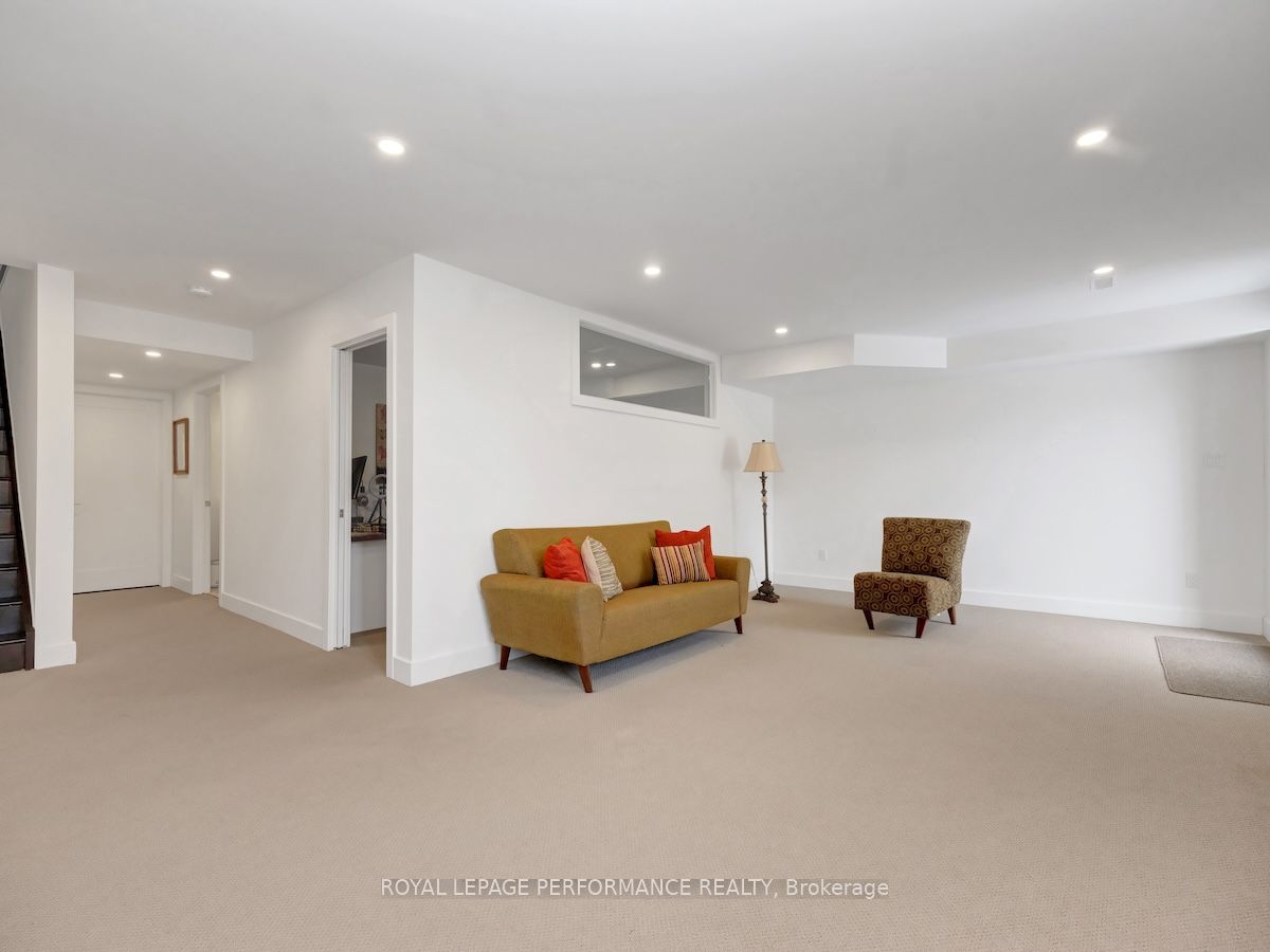 2183 Deschenes Street Property Photo 30