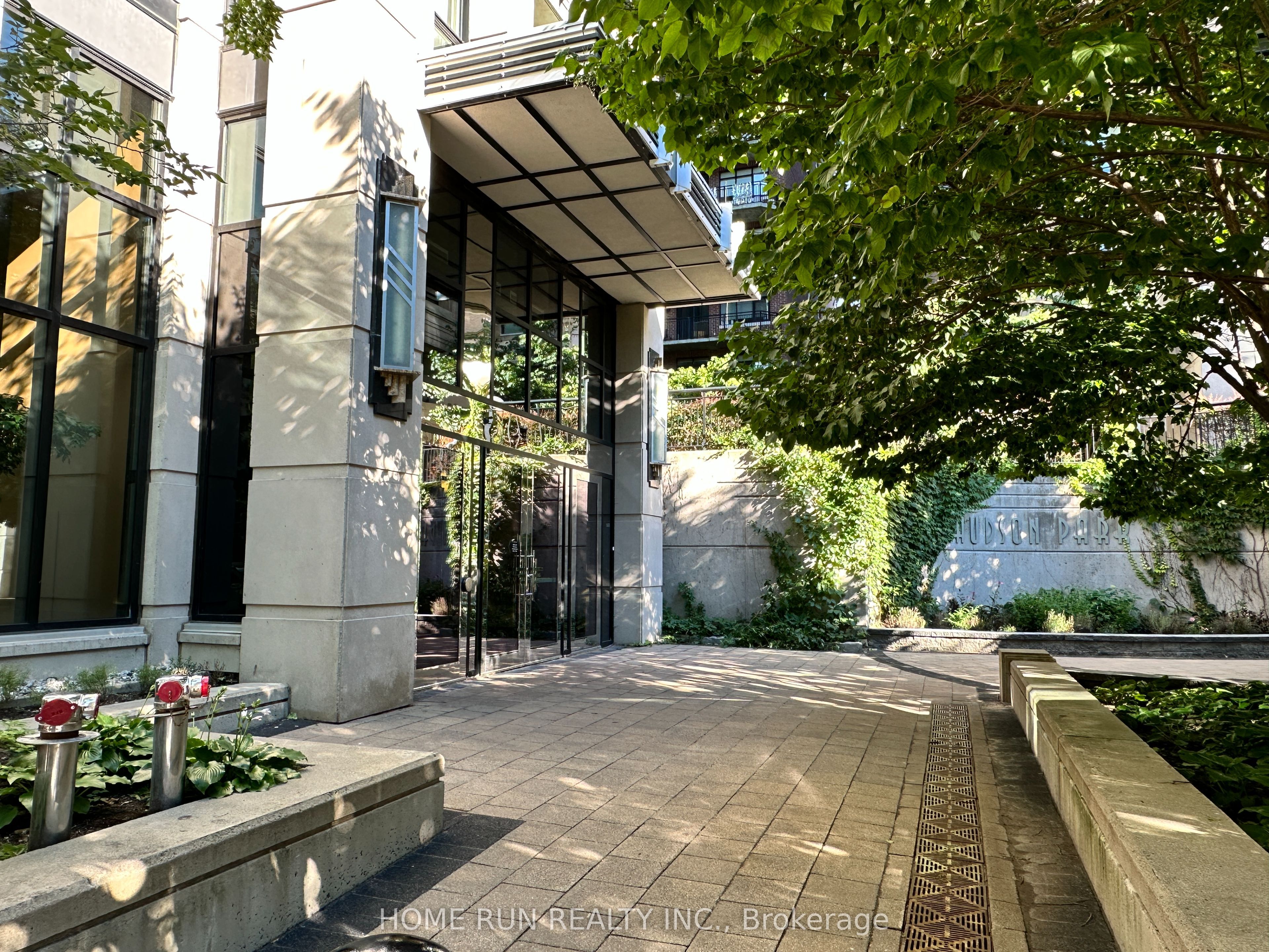 #714 - 235 Kent Street Property Photo