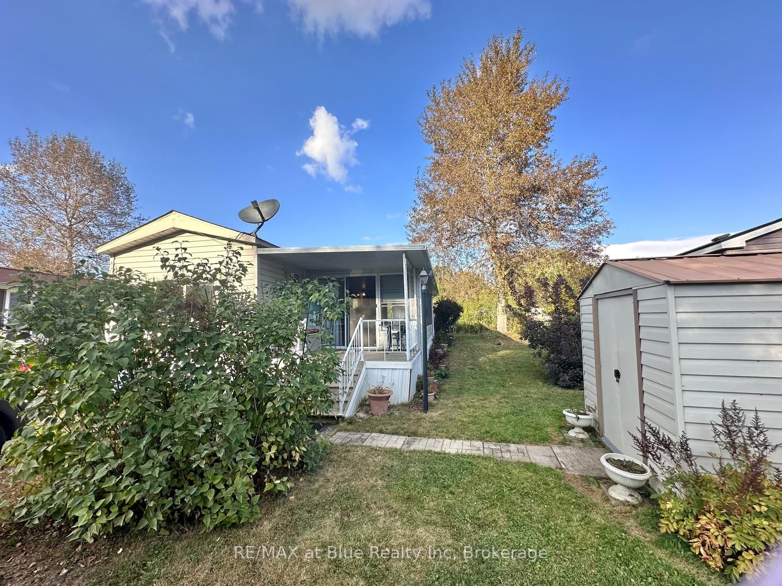 7489 Sideroad 5 N/a E B6 Property Photo 10