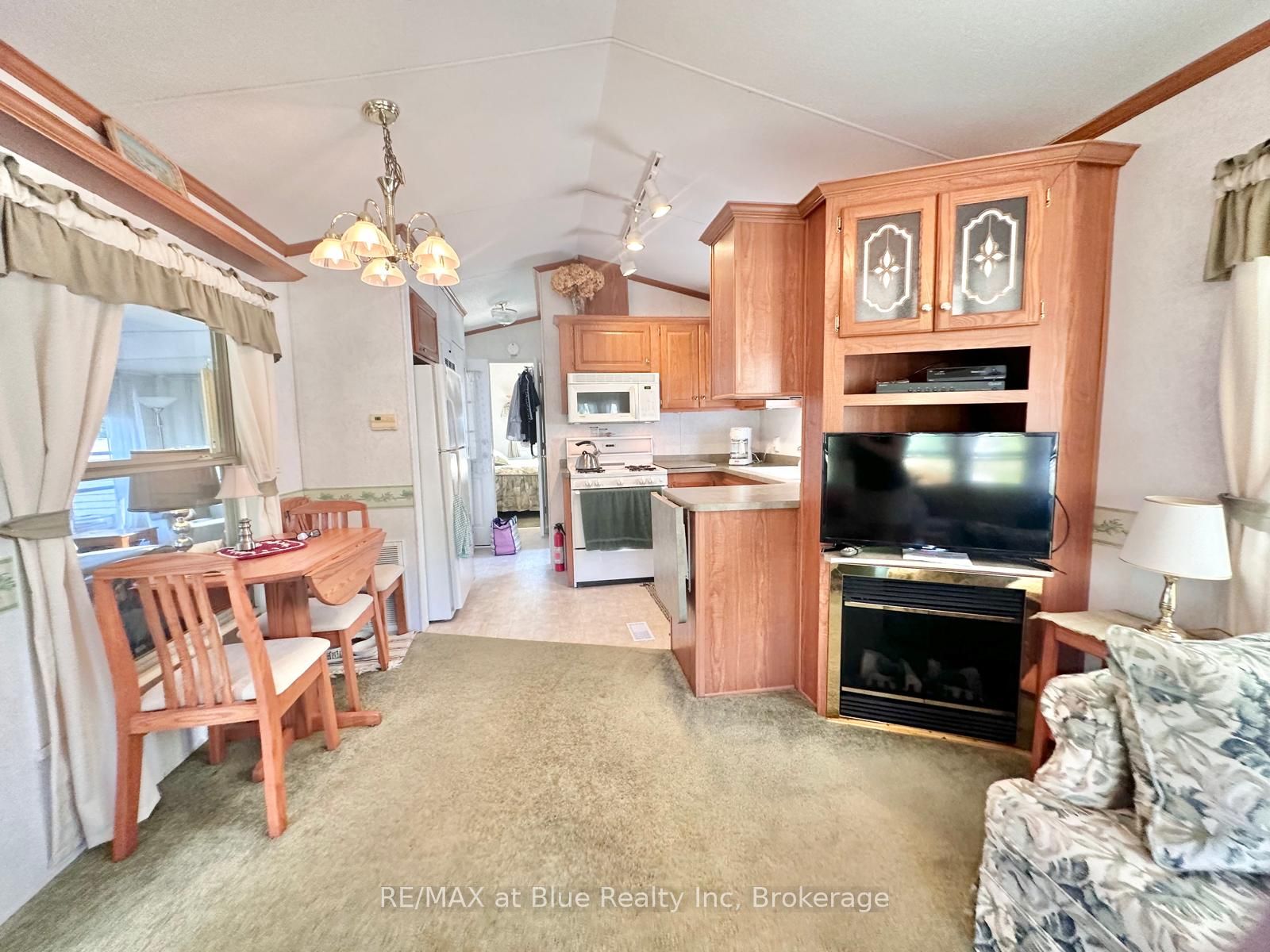 7489 Sideroad 5 N/a E B6 Property Photo 13