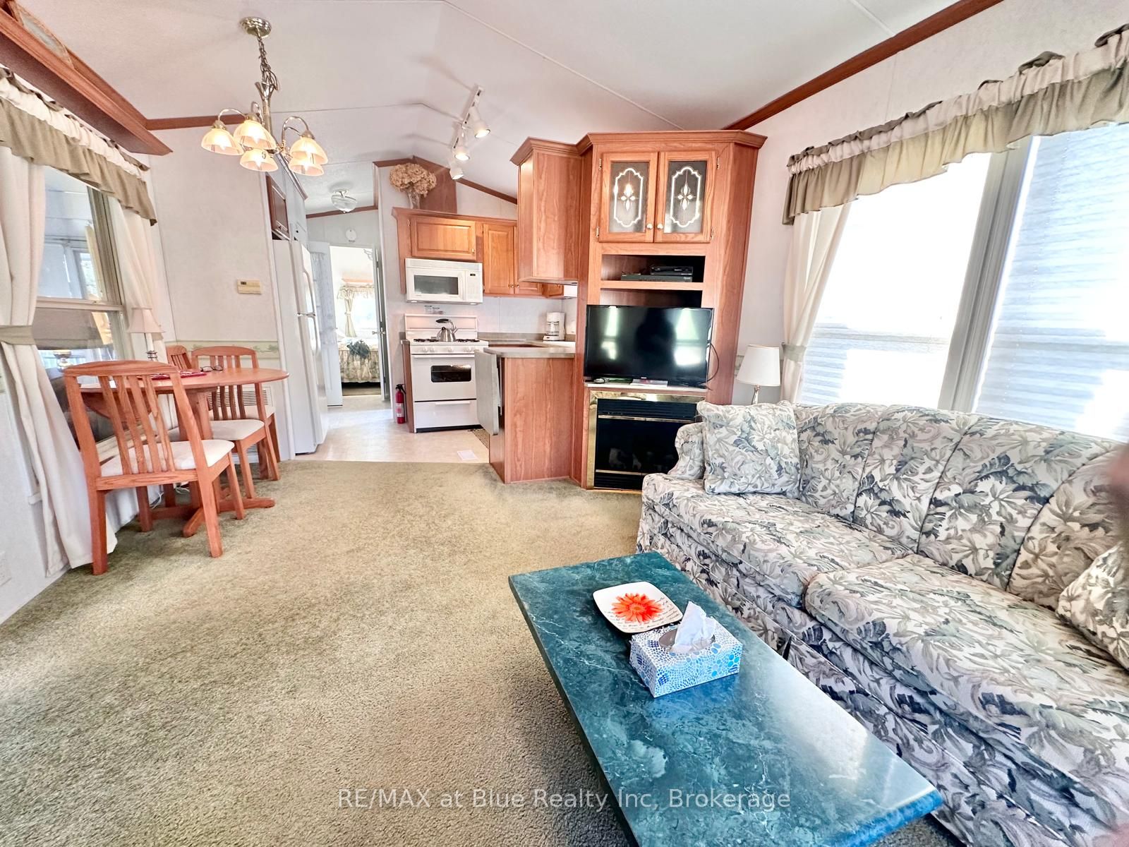 7489 Sideroad 5 N/a E B6 Property Photo 16