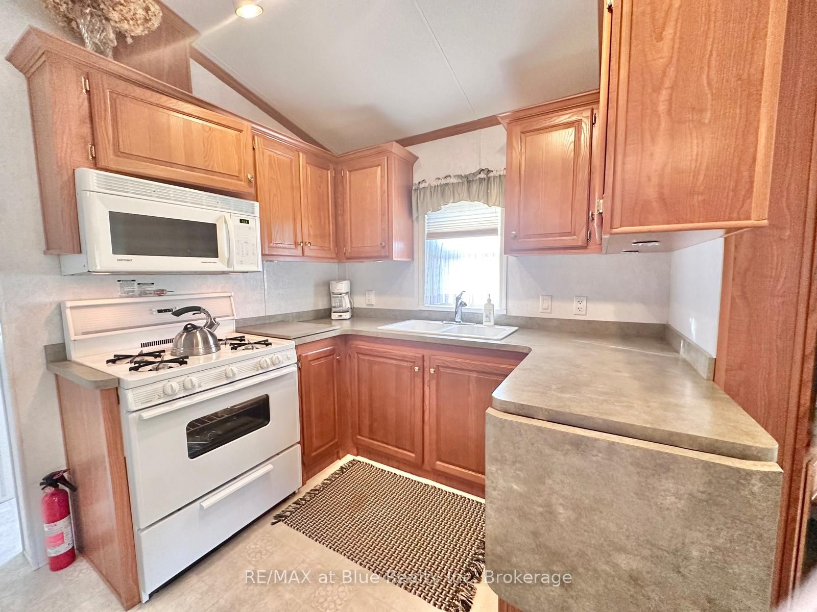 7489 Sideroad 5 N/a E B6 Property Photo 18