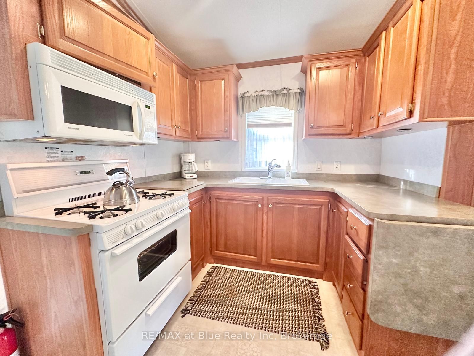 7489 Sideroad 5 N/a E B6 Property Photo 20