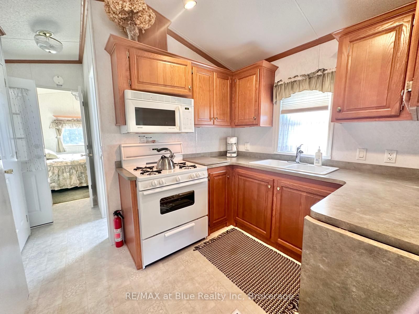 7489 Sideroad 5 N/a E B6 Property Photo 25