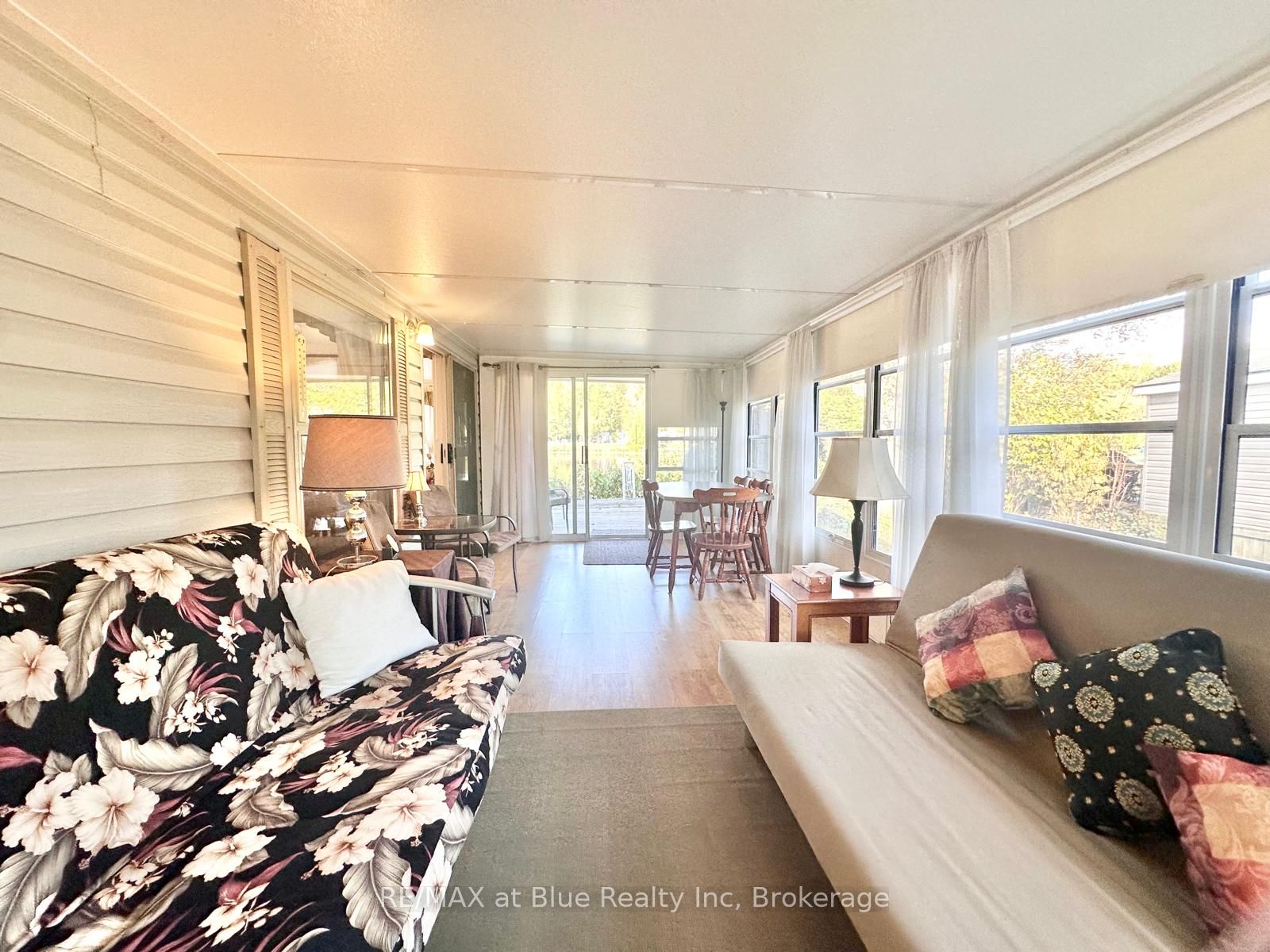 7489 Sideroad 5 N/a E B6 Property Photo 32