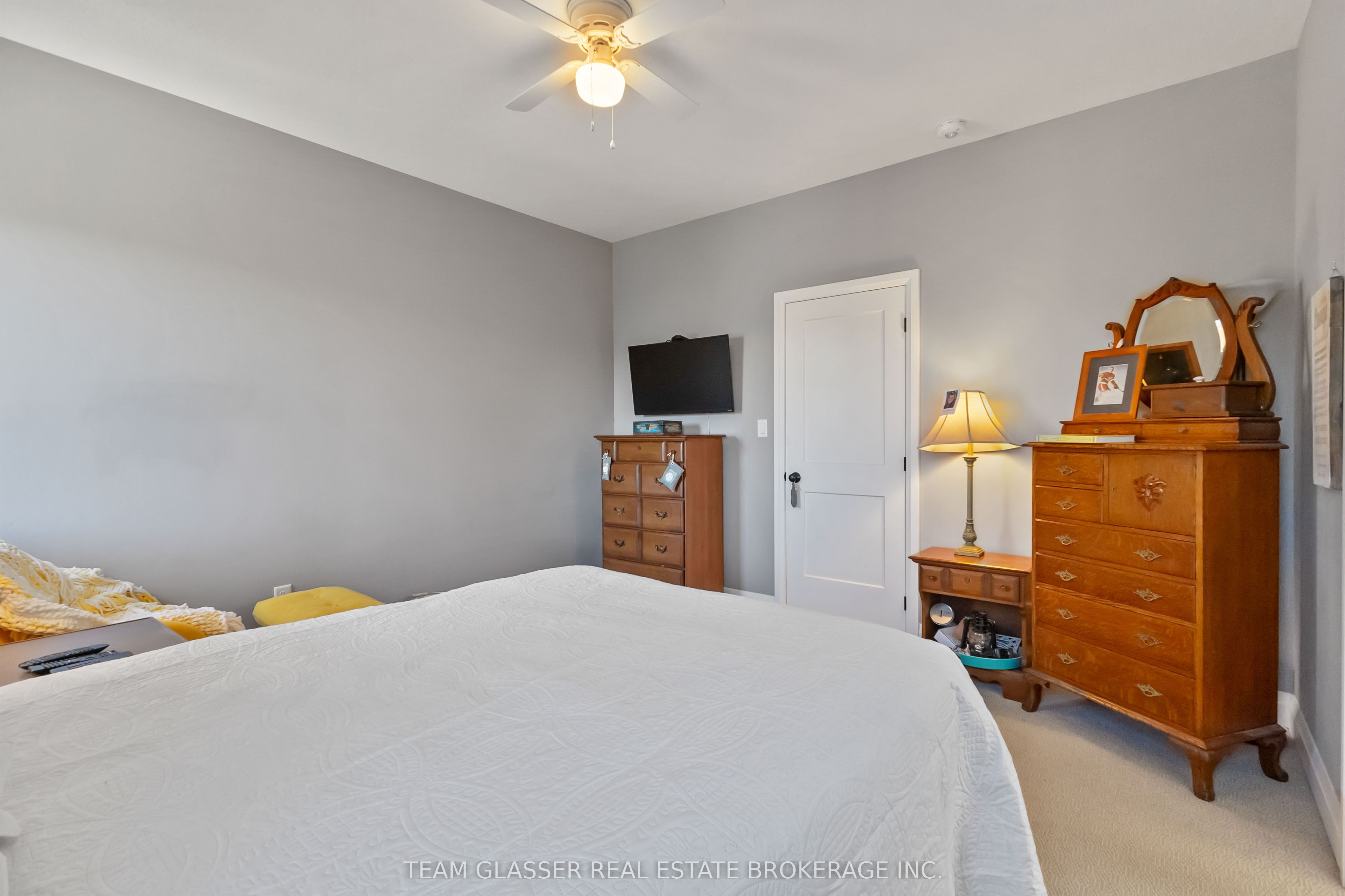 151 Spencer Avenue Property Photo 25