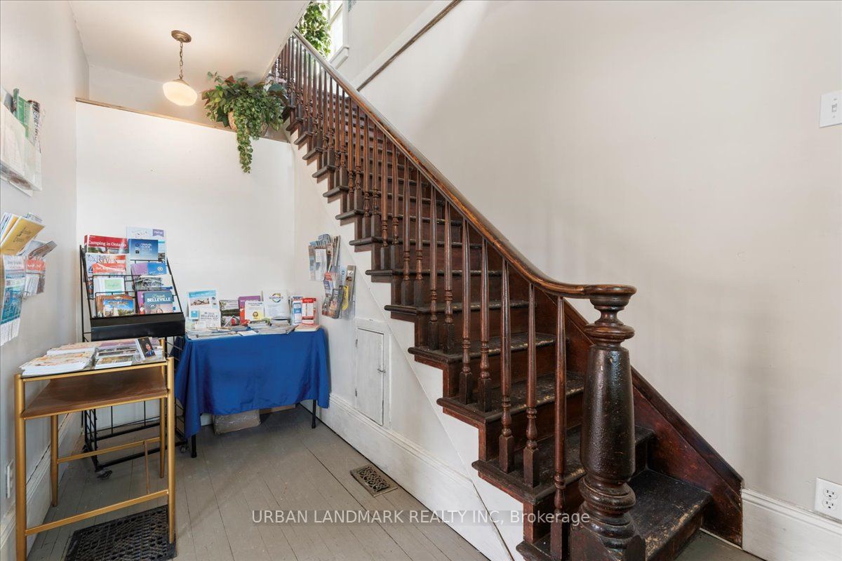 117 Durham Street Property Photo 8