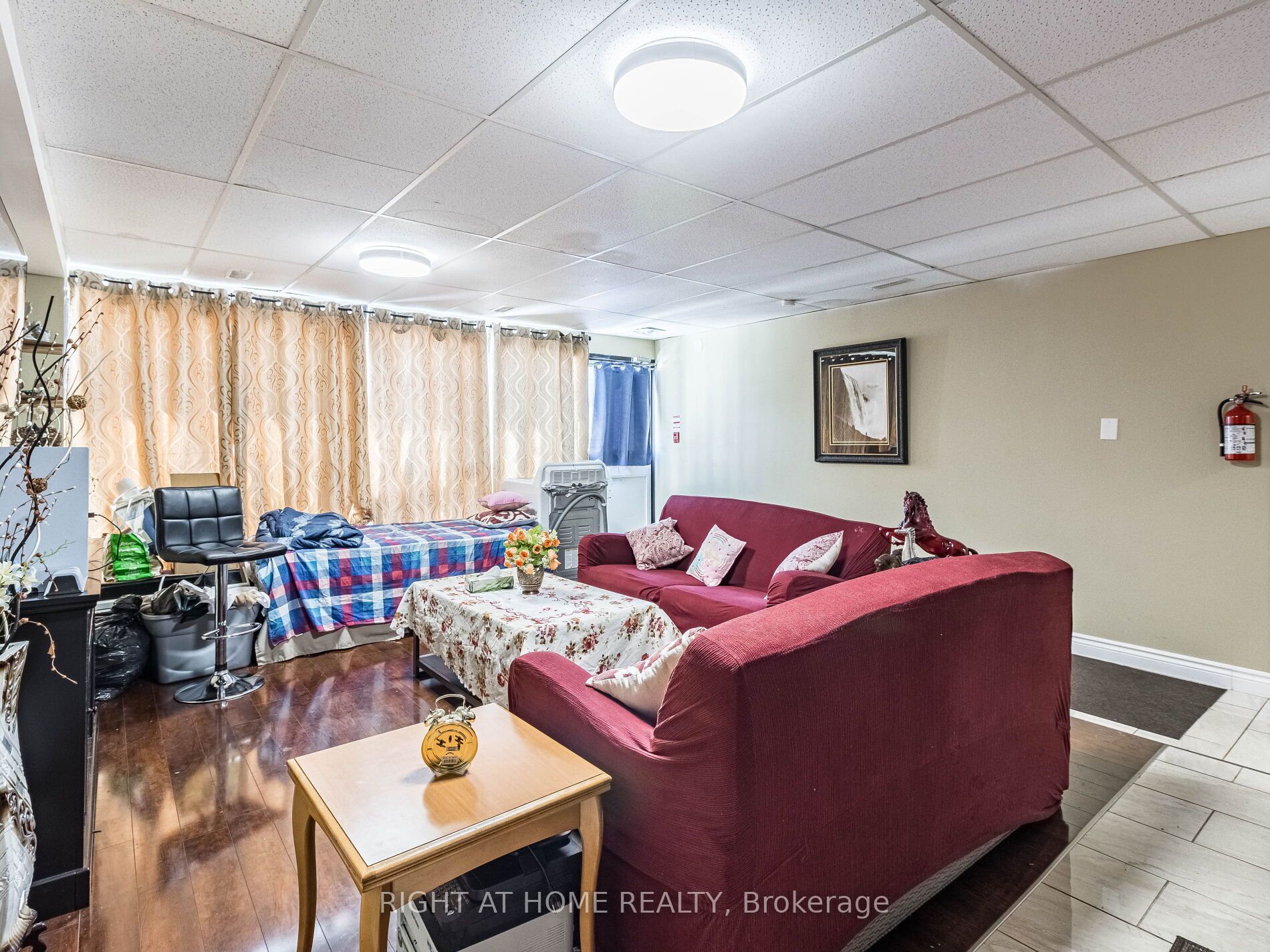 5951 Clark Avenue Property Photo 12