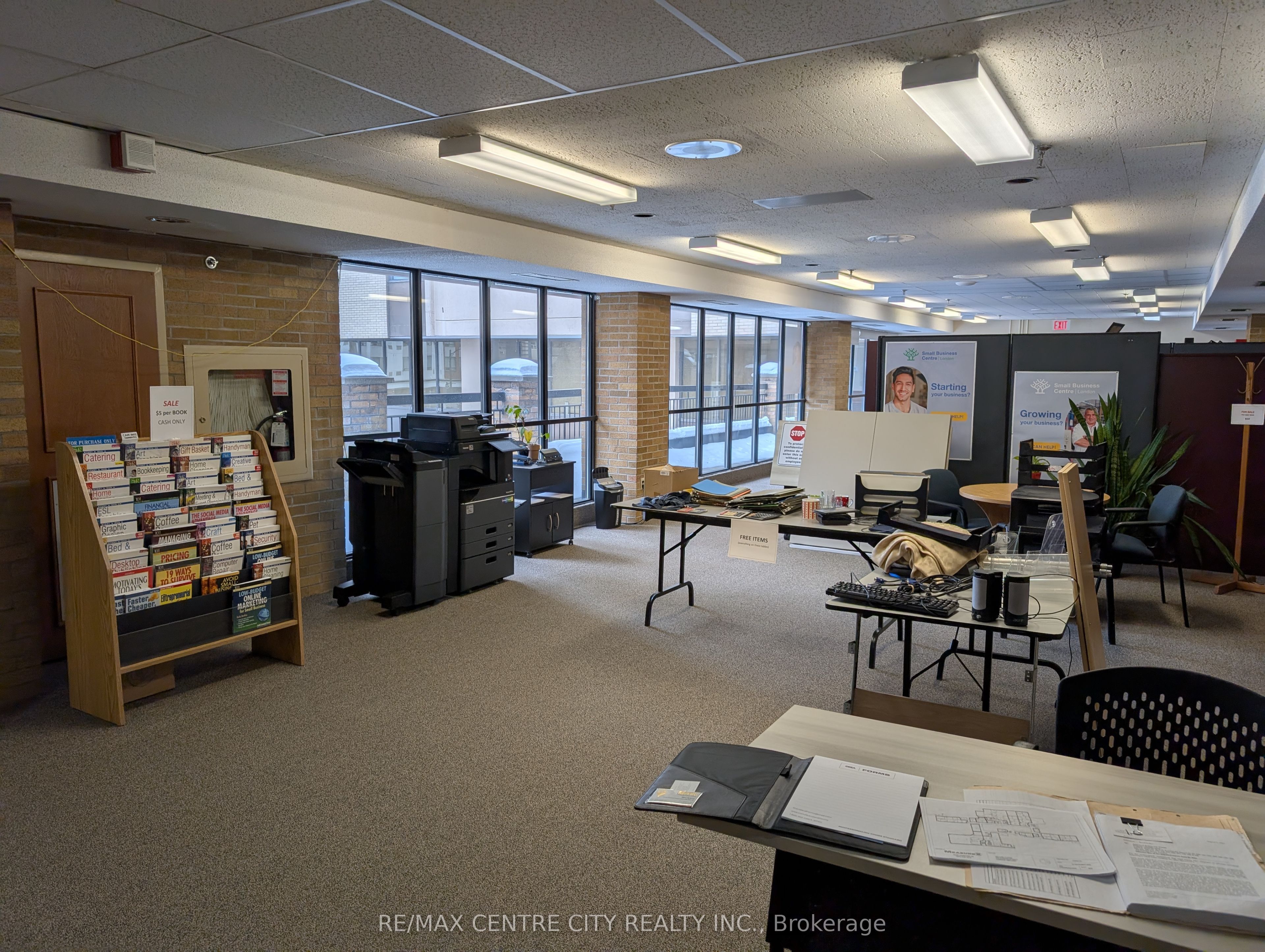 #221 - 379 Dundas Street Property Photo 2