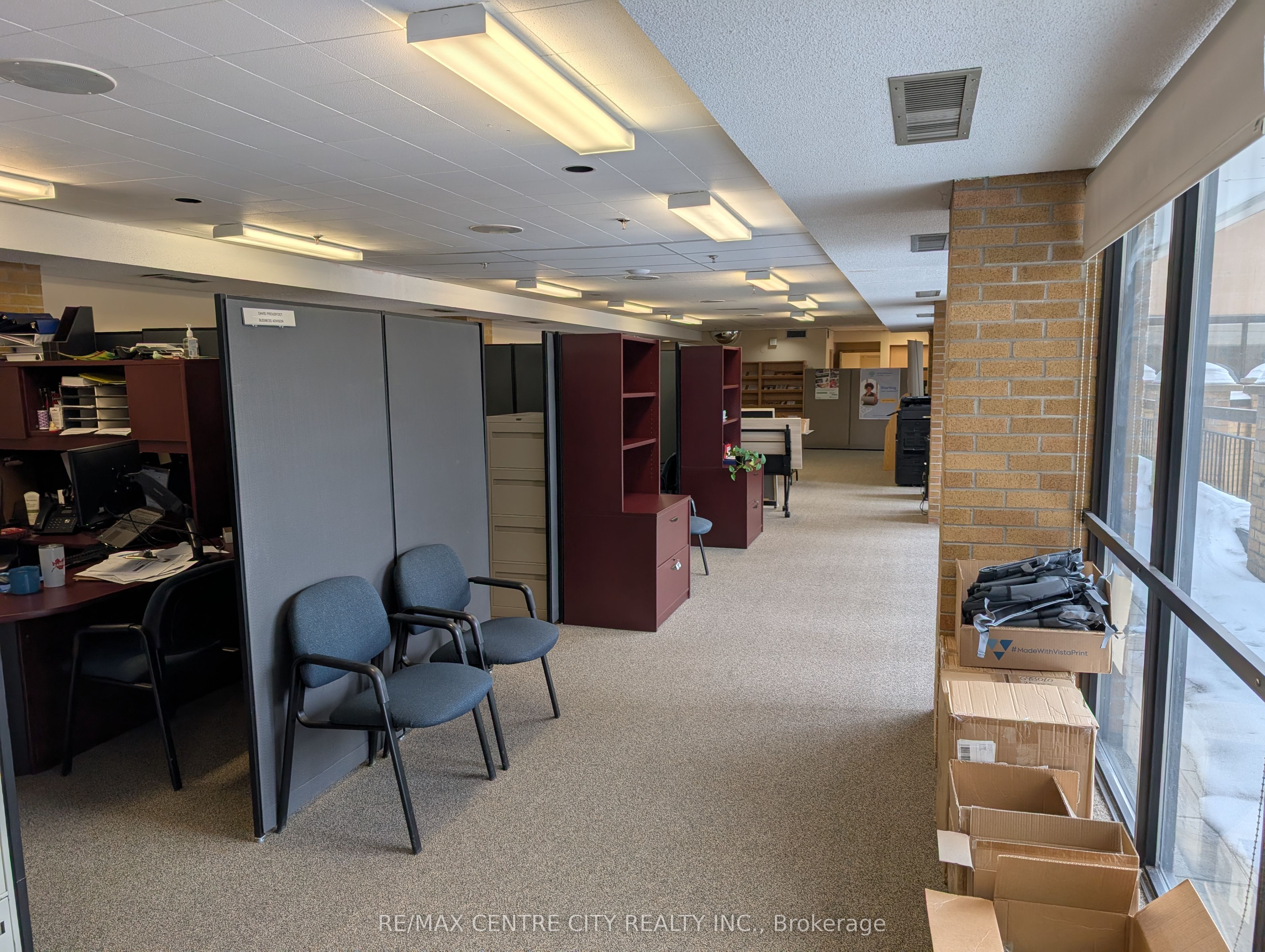 #remarks - 379 Dundas Street Property Photo 2