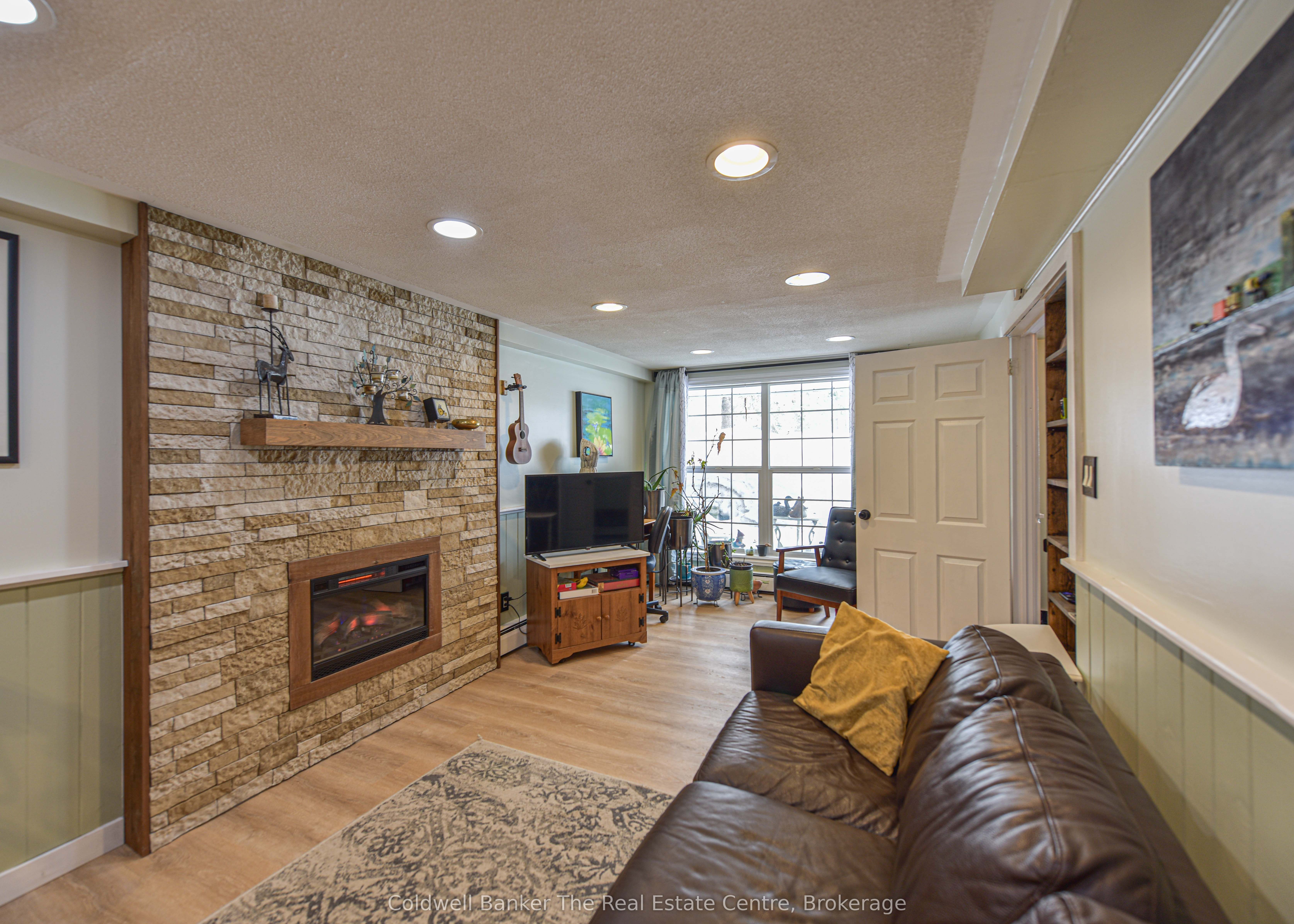 822 Pinedale Road Property Photo 6