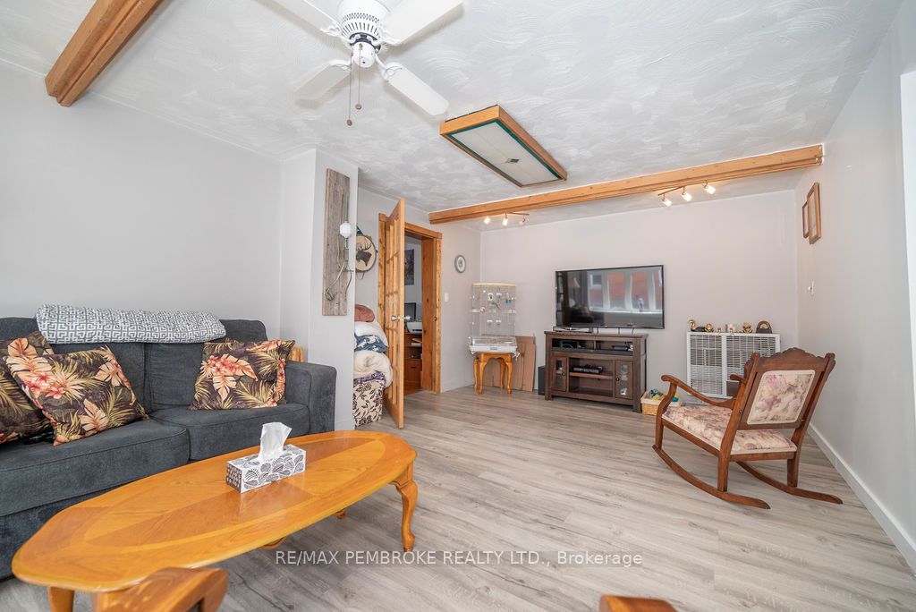 345 Trafalgar Road Property Photo 9