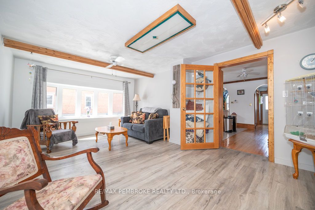 345 Trafalgar Road Property Photo 10