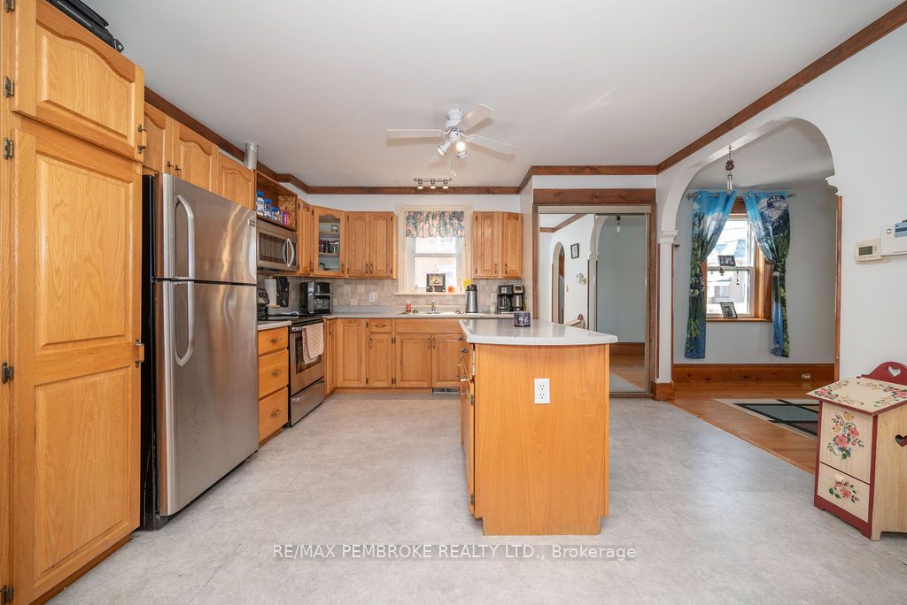345 Trafalgar Road Property Photo 14