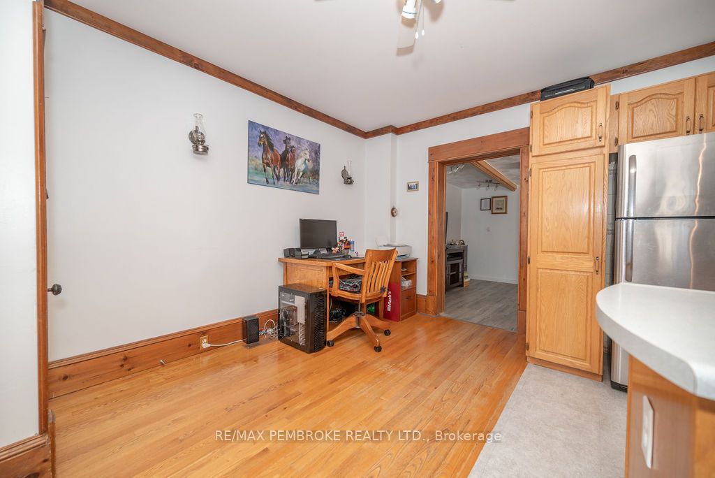 345 Trafalgar Road Property Photo 18