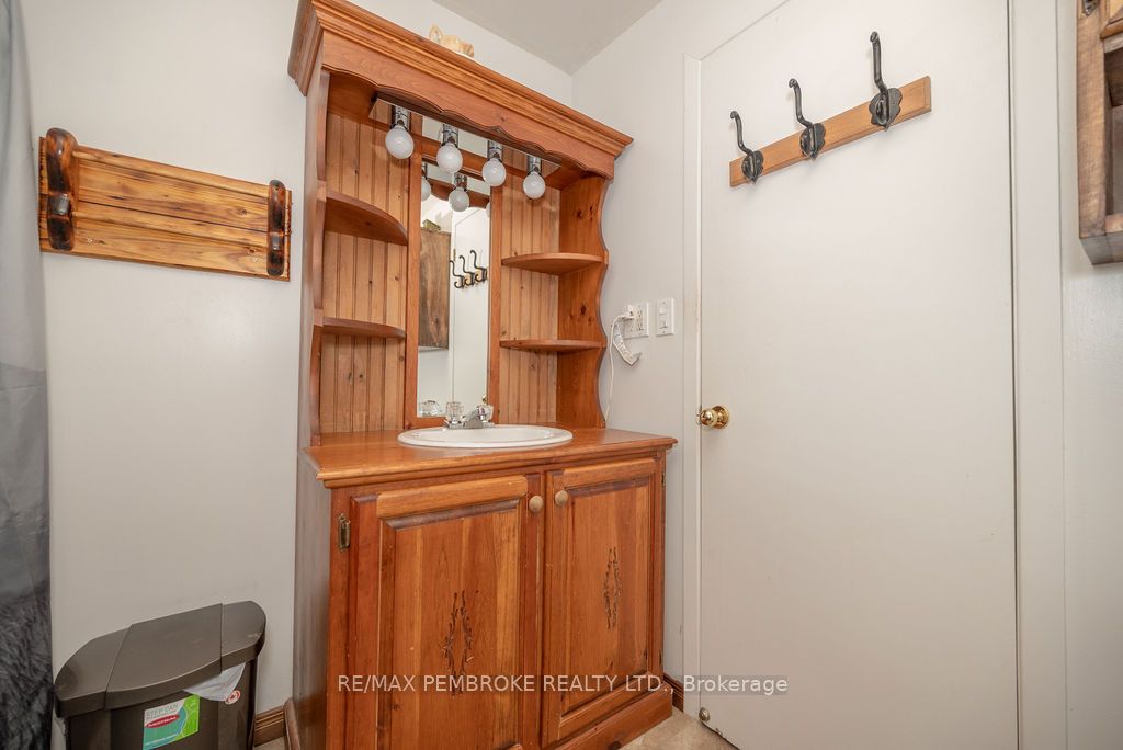 345 Trafalgar Road Property Photo 22