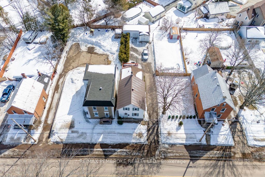 345 Trafalgar Road Property Photo 37
