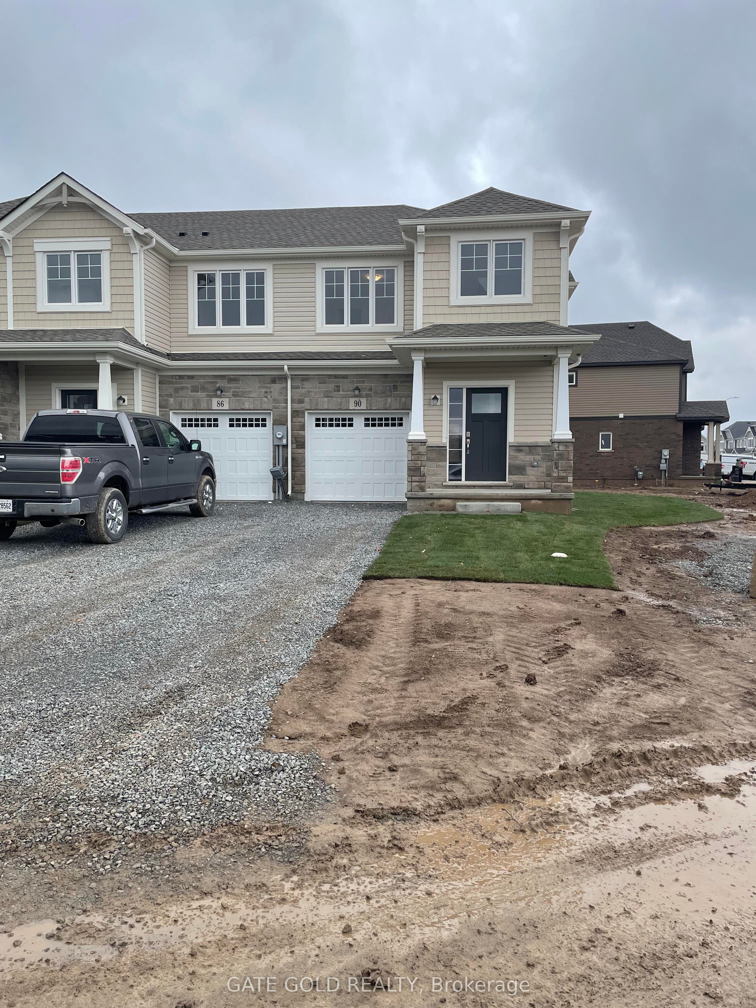 90 Alicia Crescent Property Photo